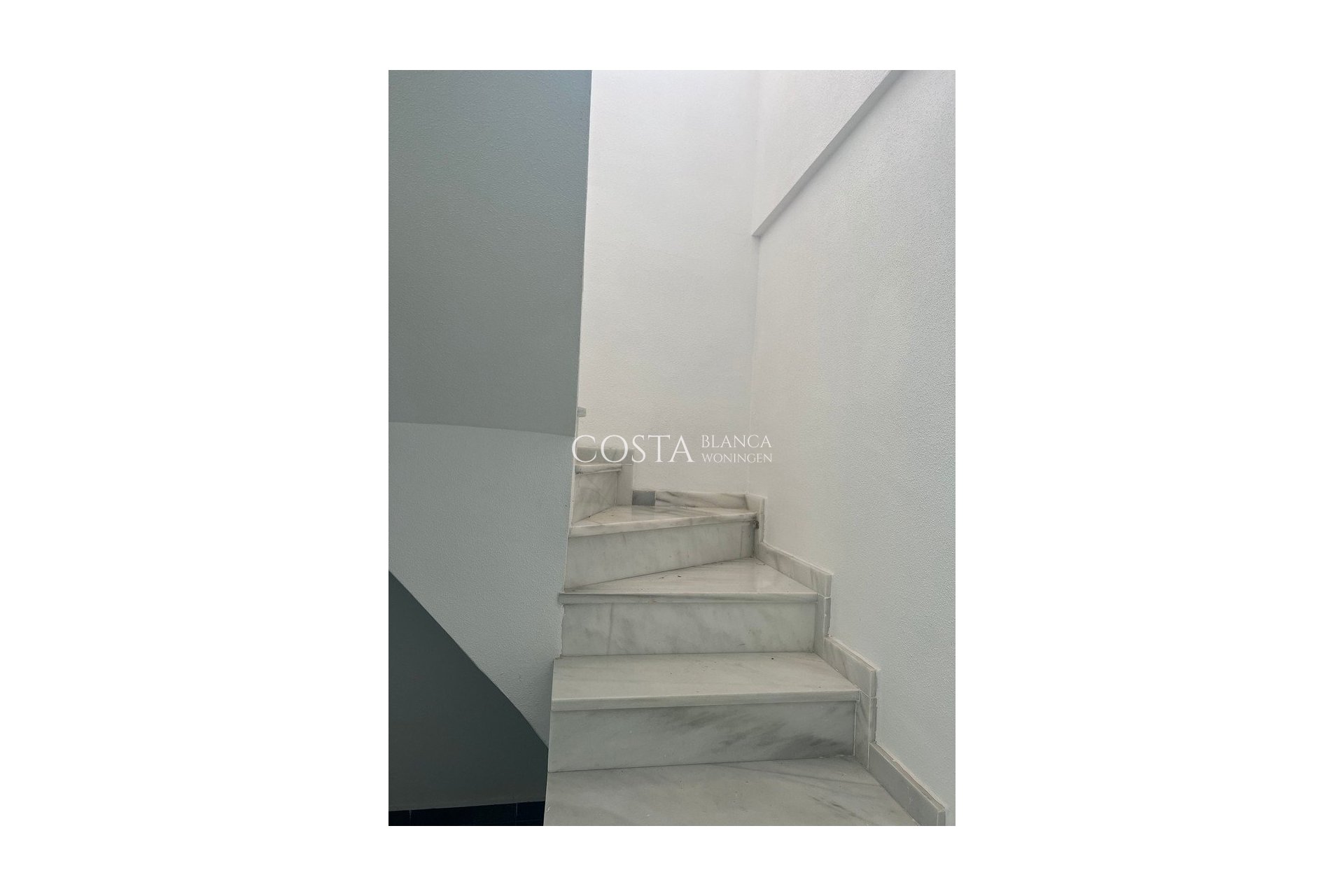 Nowy budynek - Apartament -
Calpe