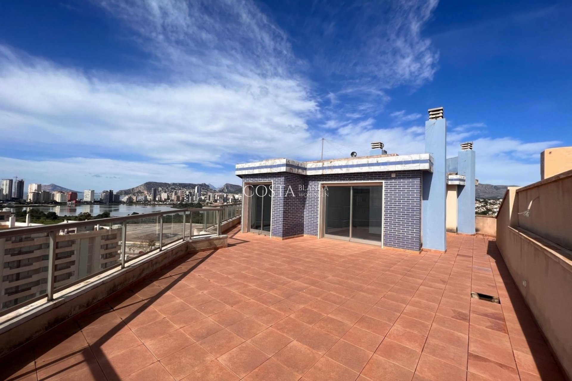 Nowy budynek - Apartament -
Calpe