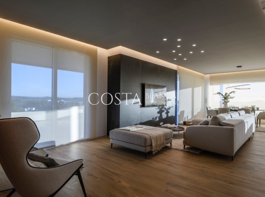 Nowy budynek - Apartament -
Las Colinas Golf and Country Club