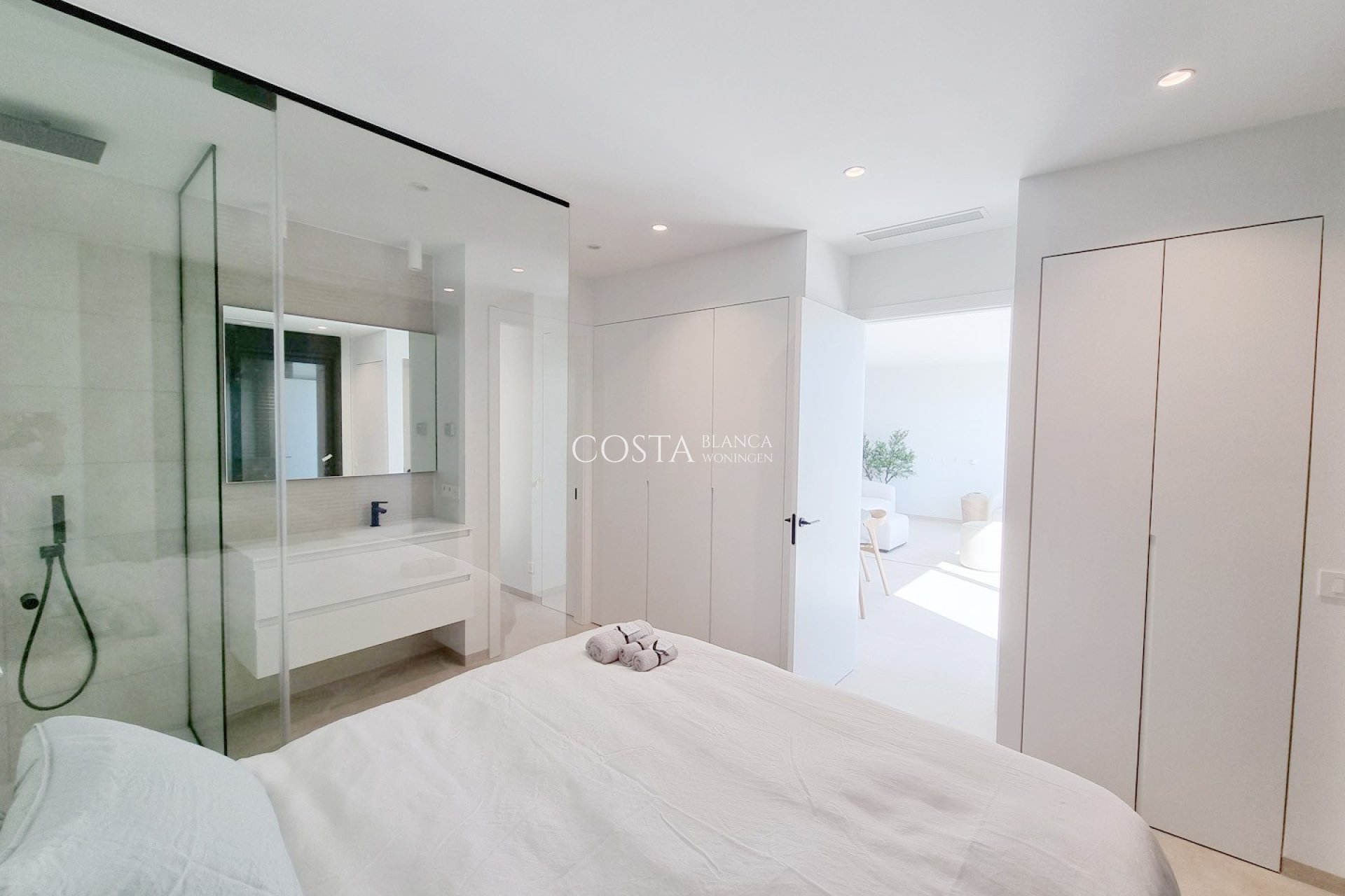 Nowy budynek - Apartament -
Las Colinas Golf and Country Club