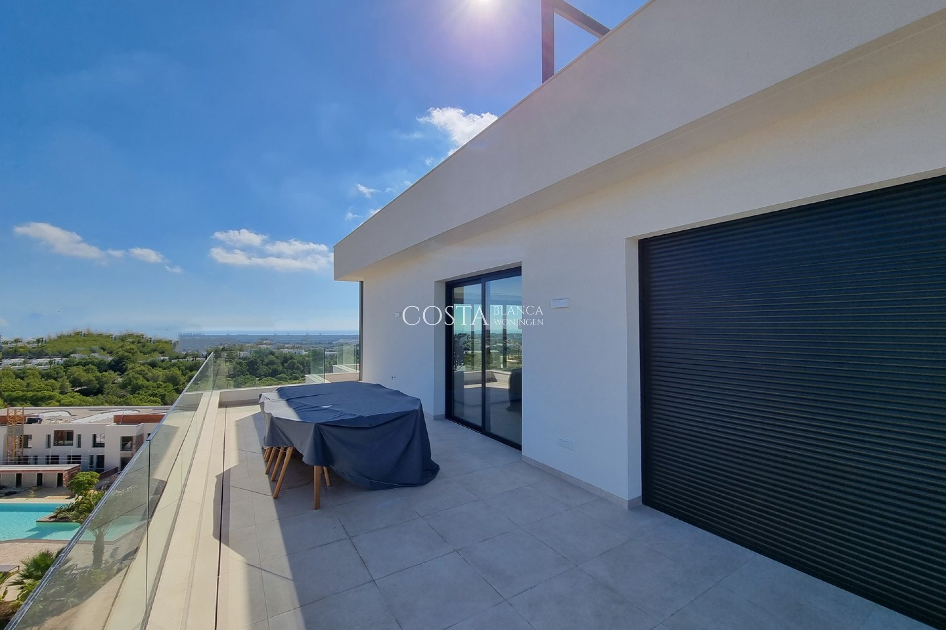 Nowy budynek - Apartament -
Las Colinas Golf and Country Club