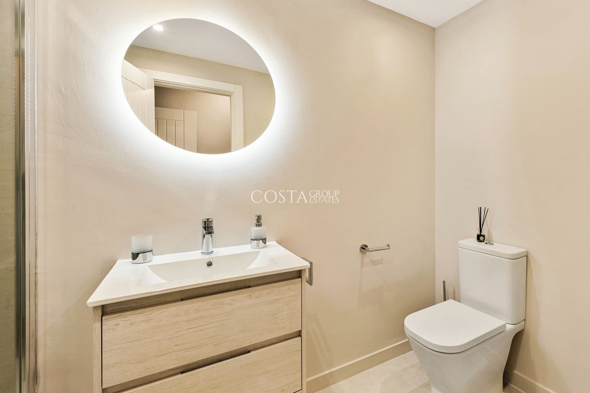 Nowy budynek - Apartments -
Benahavís