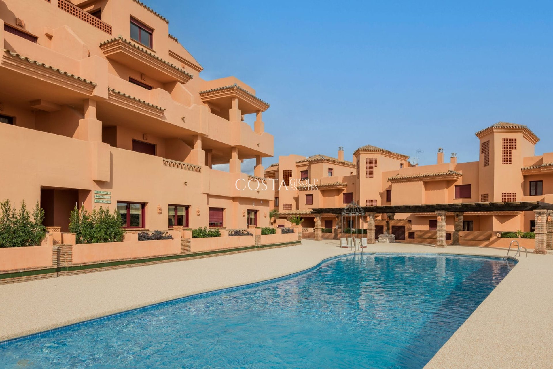 Nowy budynek - Apartments -
Benahavís