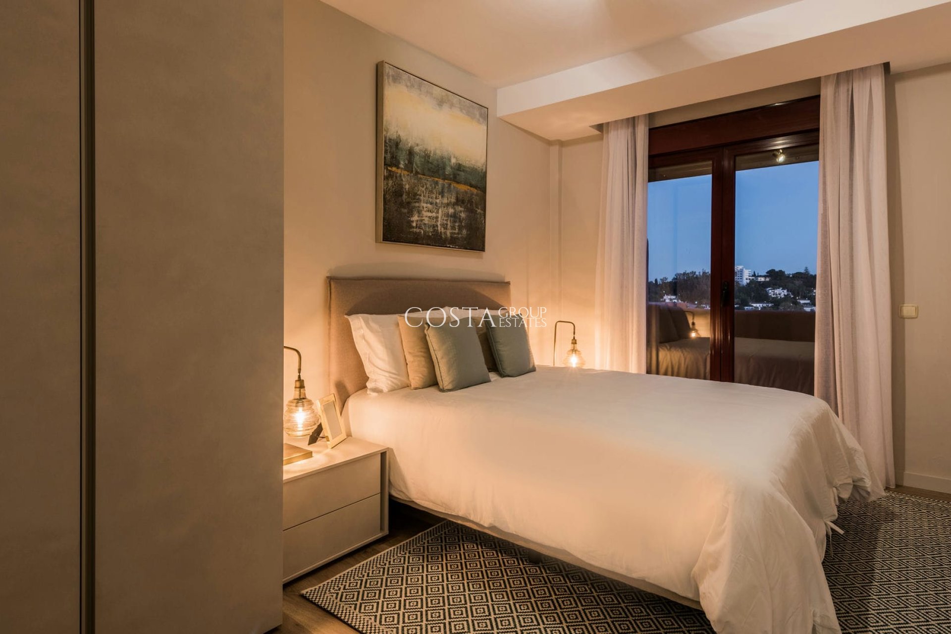 Nowy budynek - Apartments -
Benahavís