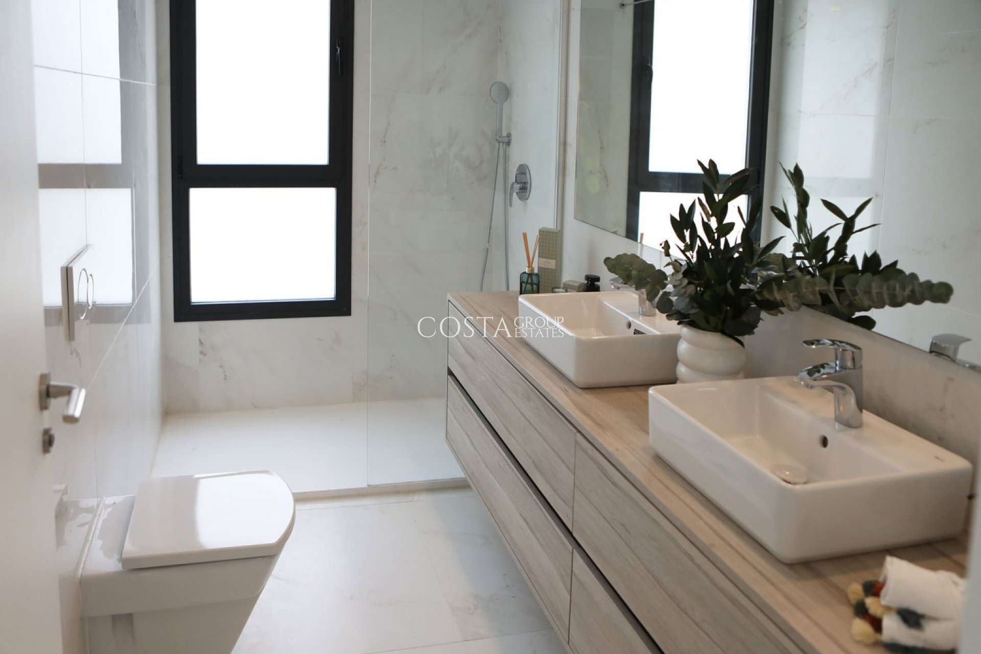 Nowy budynek - Apartments -
Benidorm - Poniente