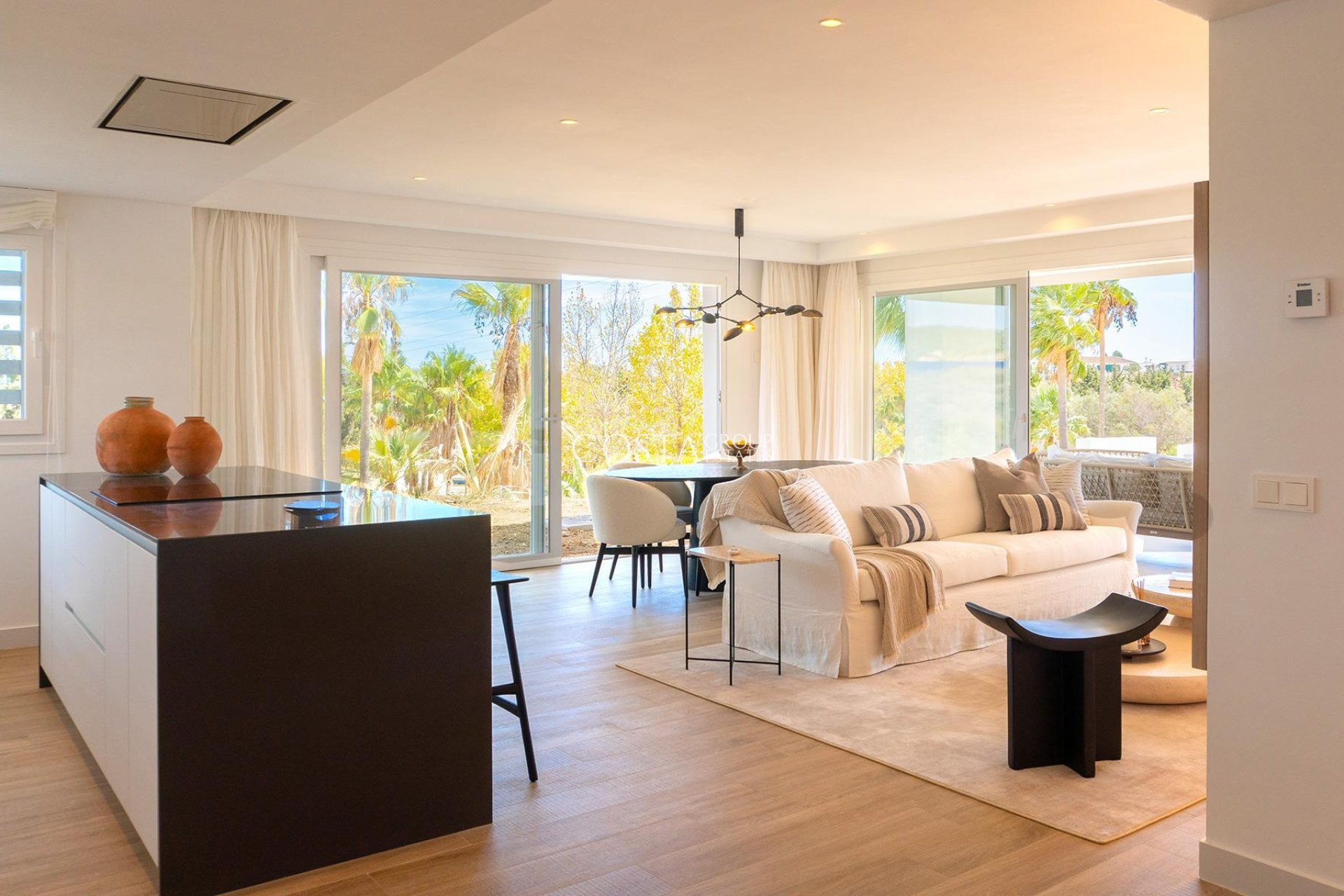 Nowy budynek - Apartments -
Casares - Camarate