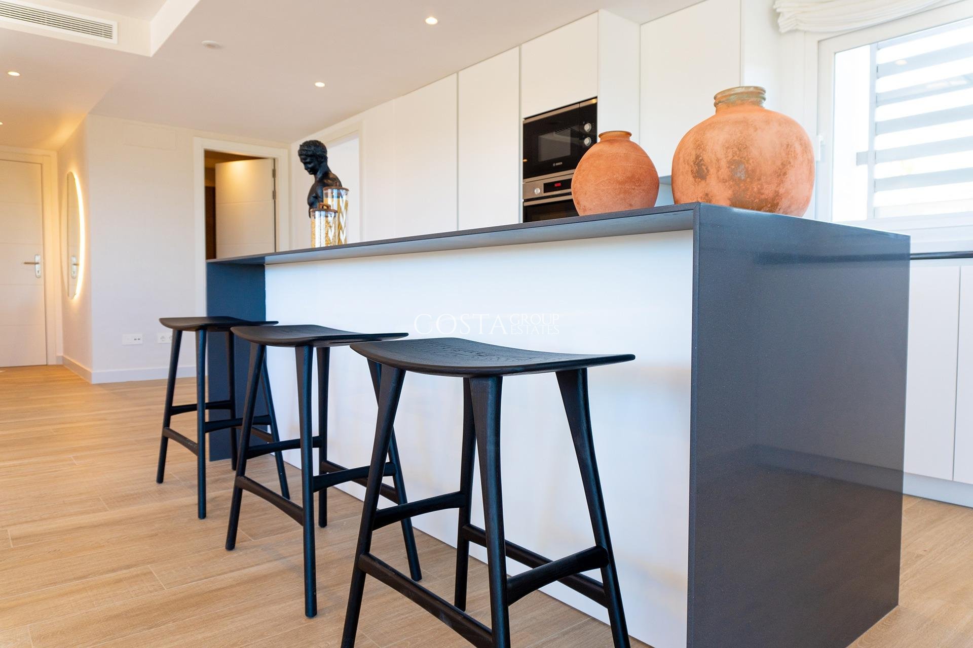 Nowy budynek - Apartments -
Casares - Camarate