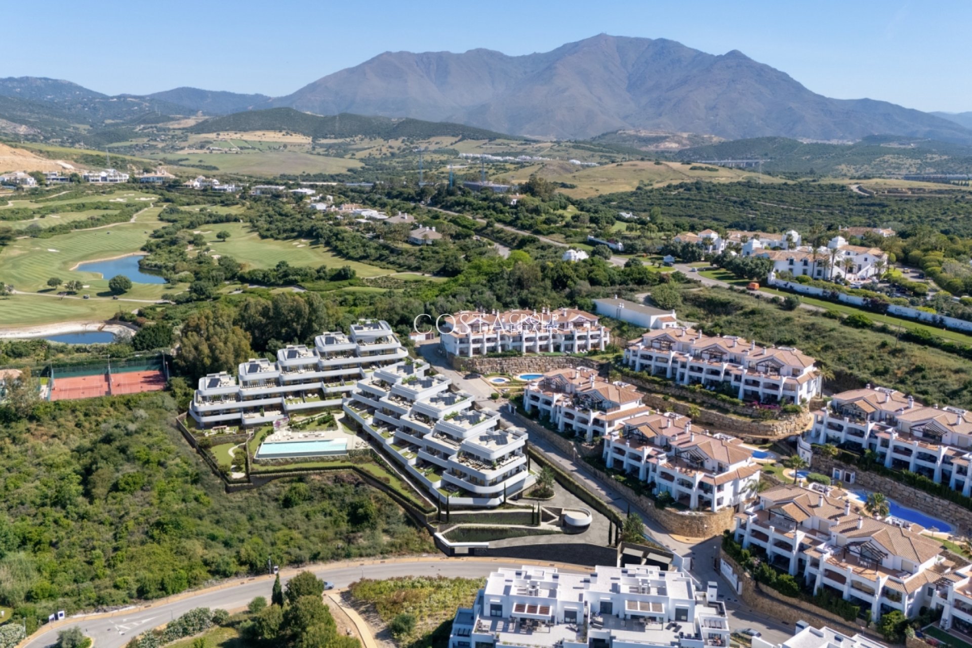 Nowy budynek - Apartments -
Casares