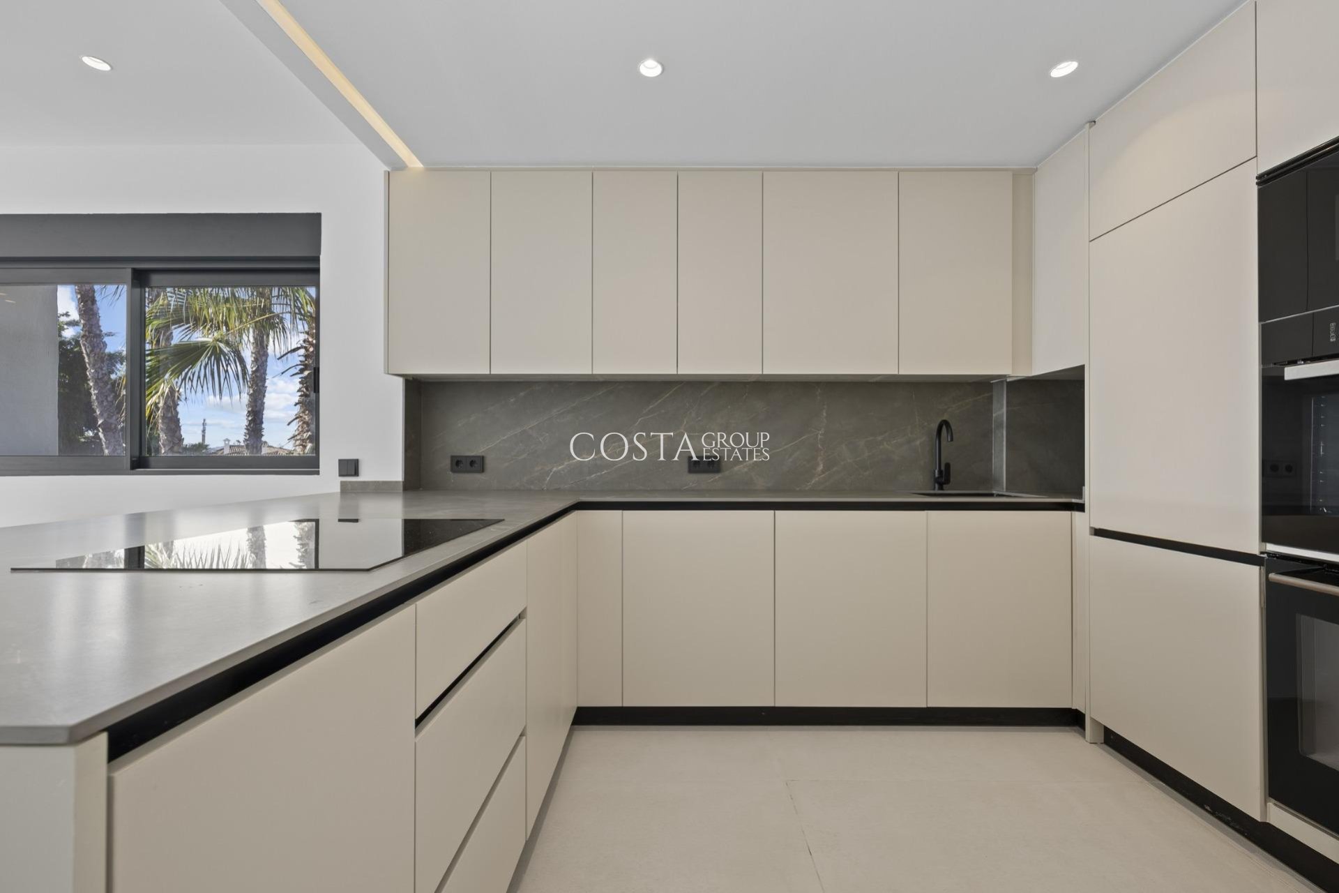 Nowy budynek - Apartments -
Estepona - El Paraíso