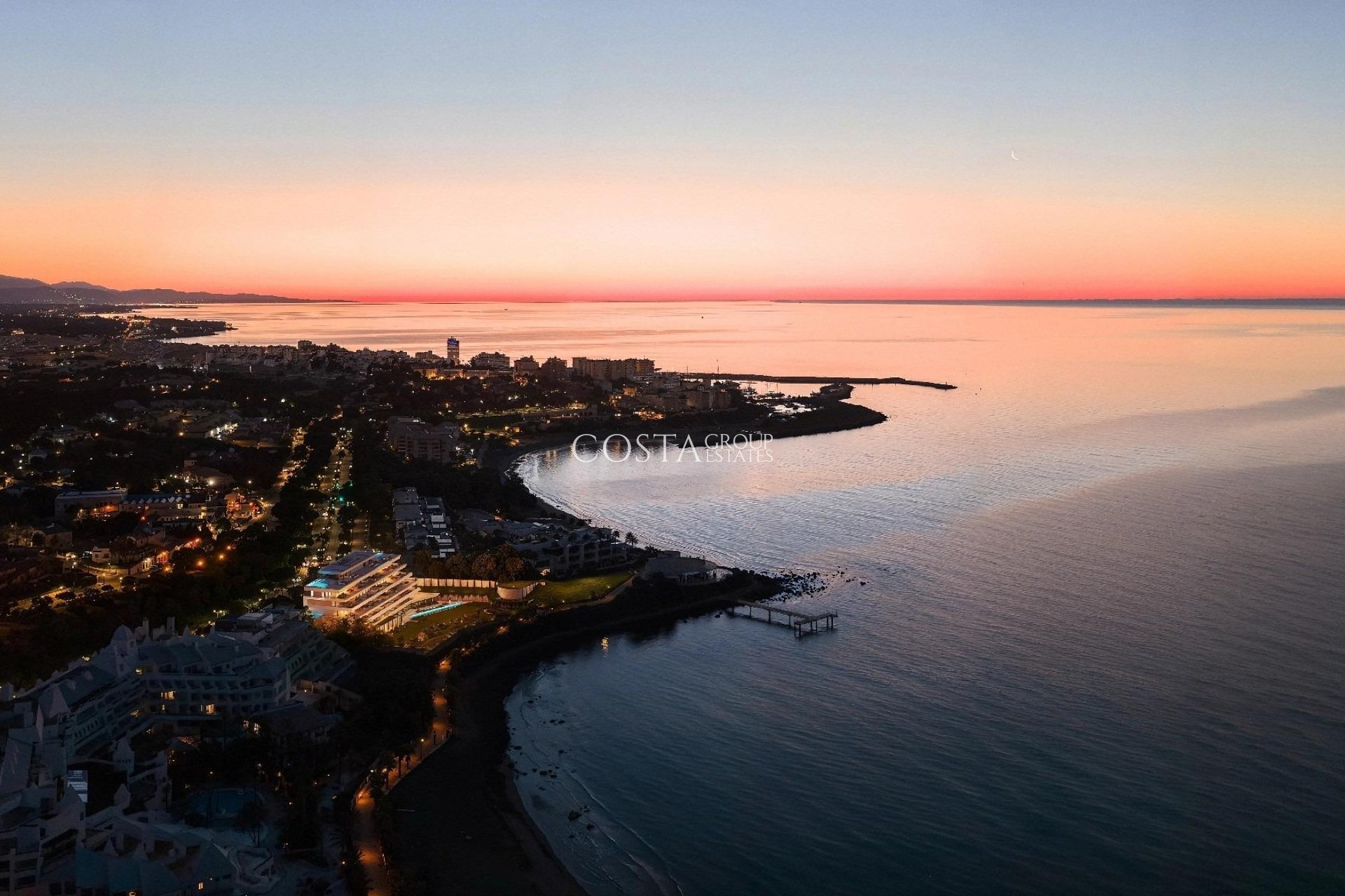 Nowy budynek - Apartments -
Estepona - Playa De Guadalobon