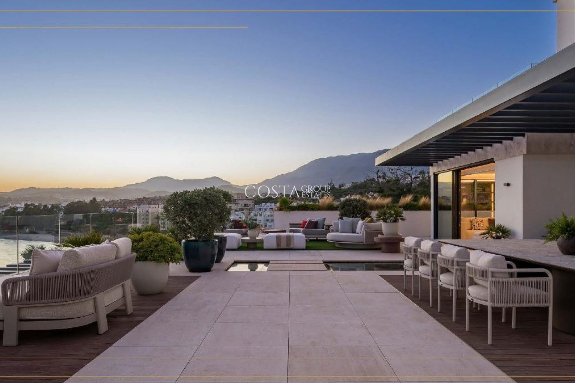 Nowy budynek - Apartments -
Estepona - Playa del Cristo