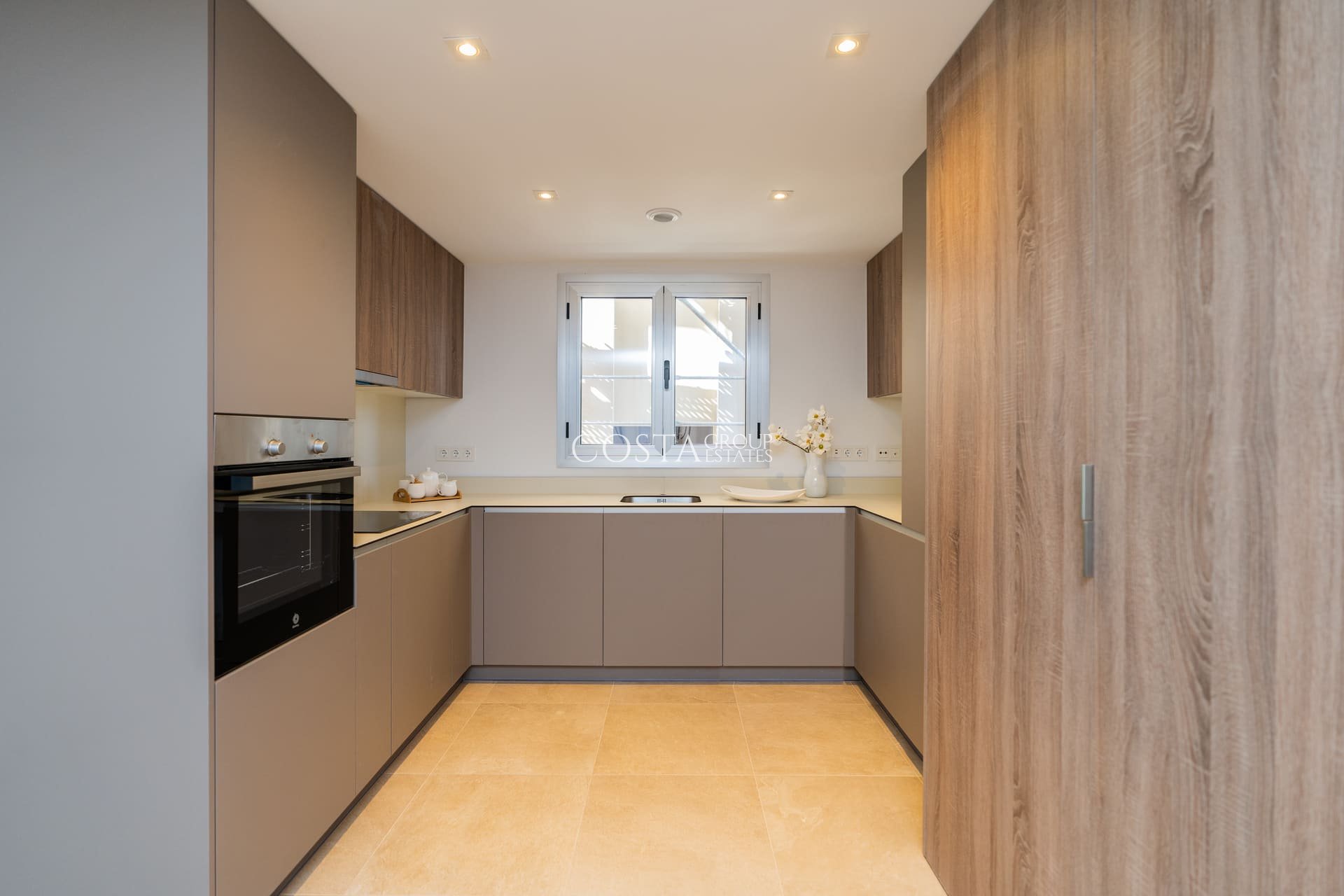 Nowy budynek - Apartments -
Estepona