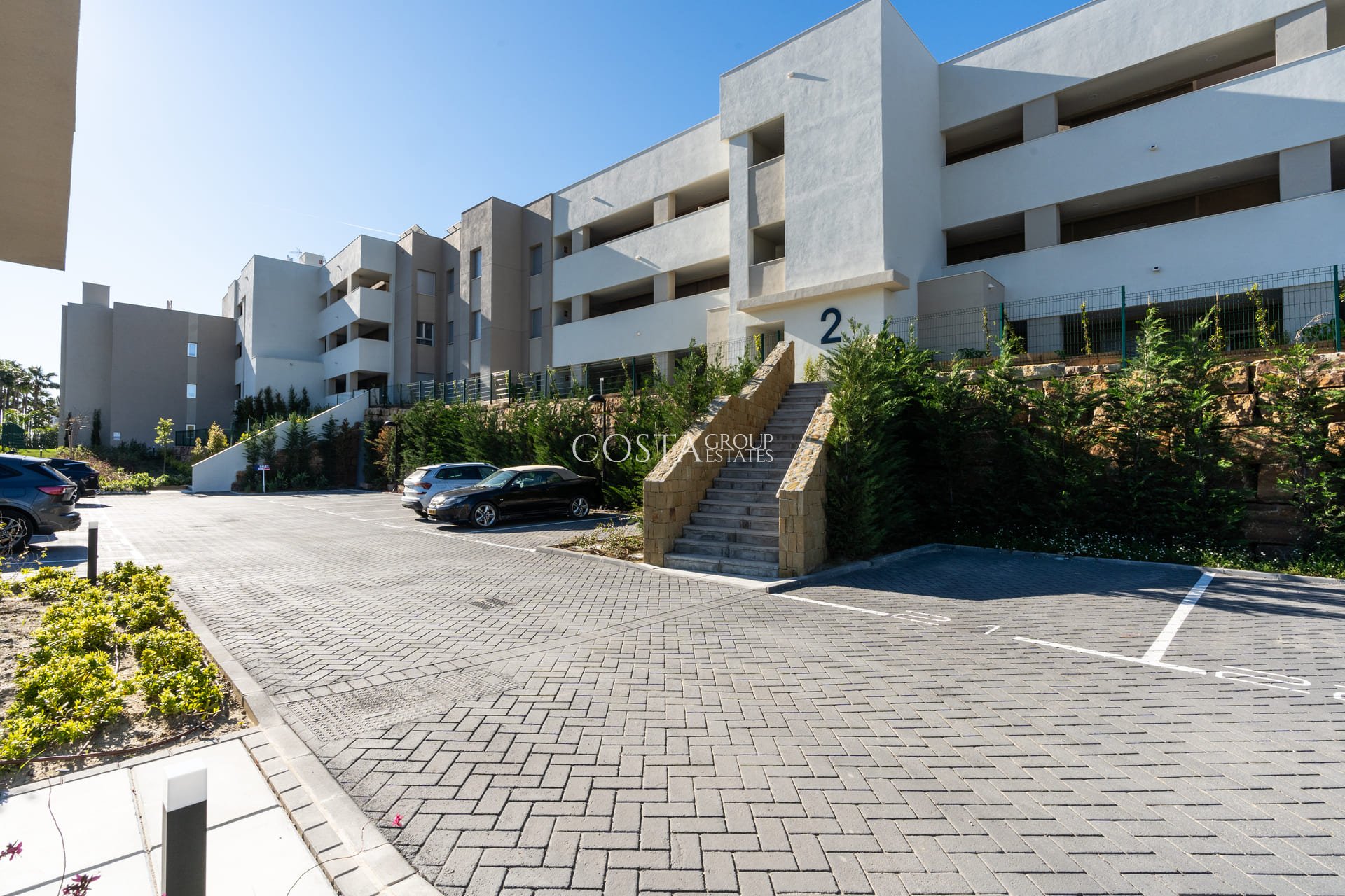 Nowy budynek - Apartments -
Estepona