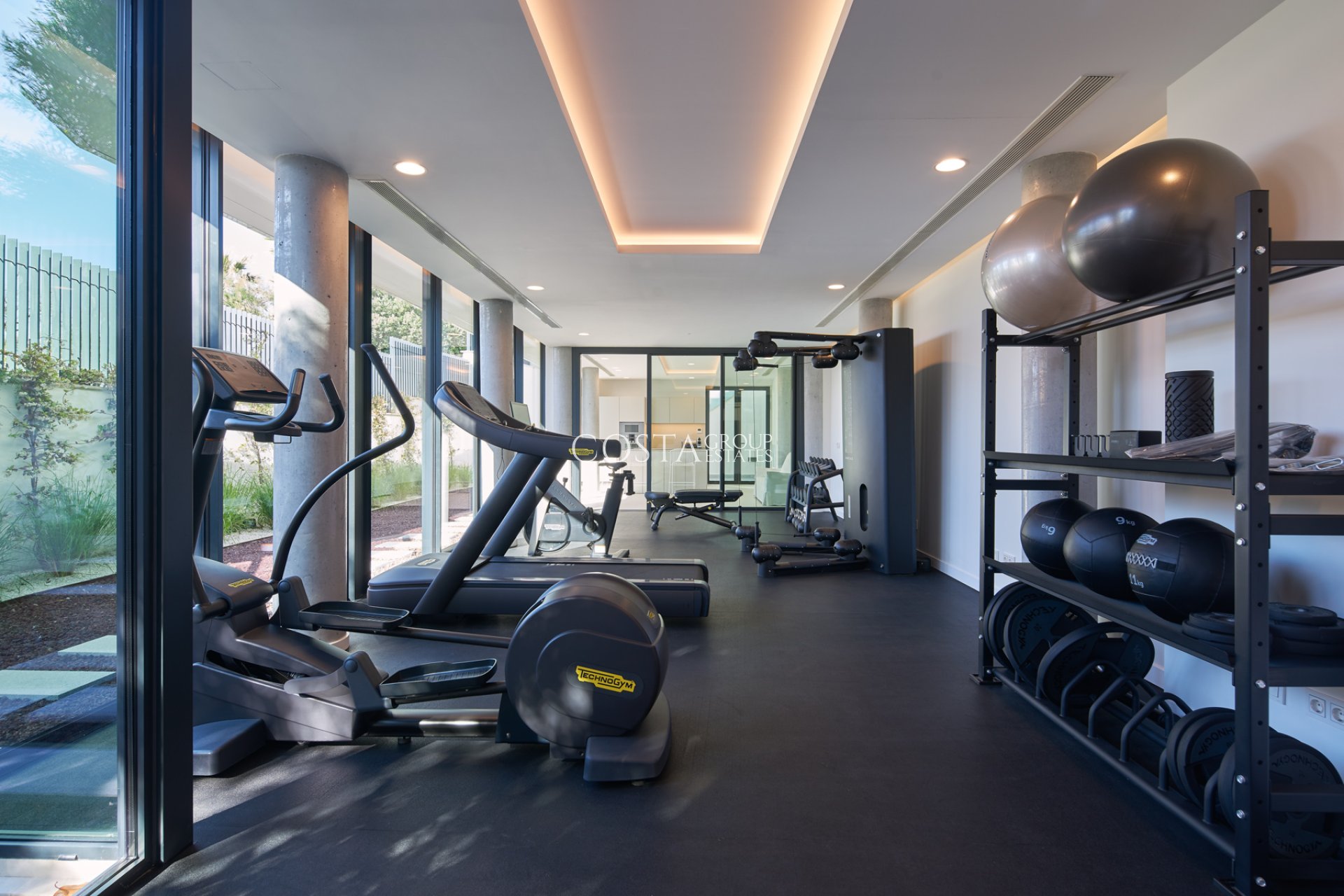 Nowy budynek - Apartments -
Estepona