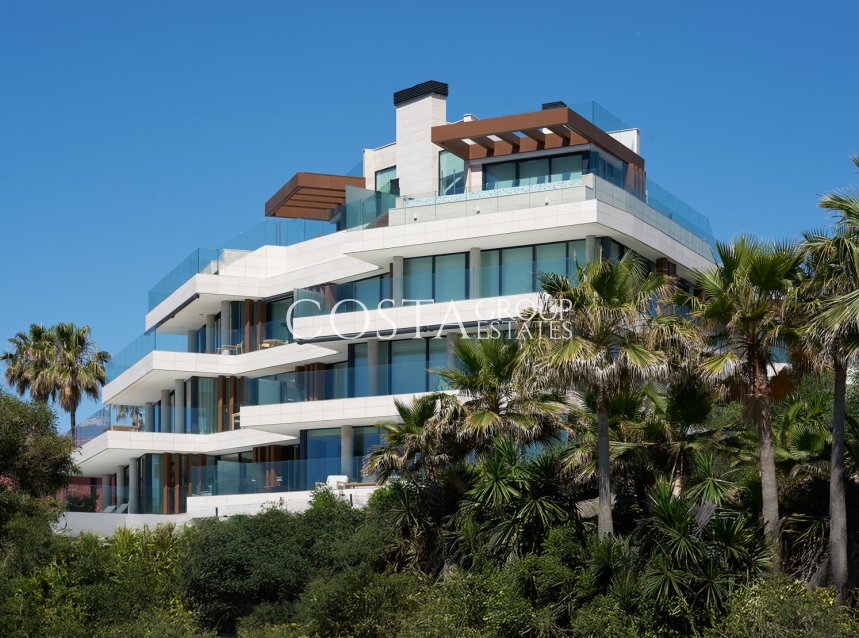 Nowy budynek - Apartments -
Estepona