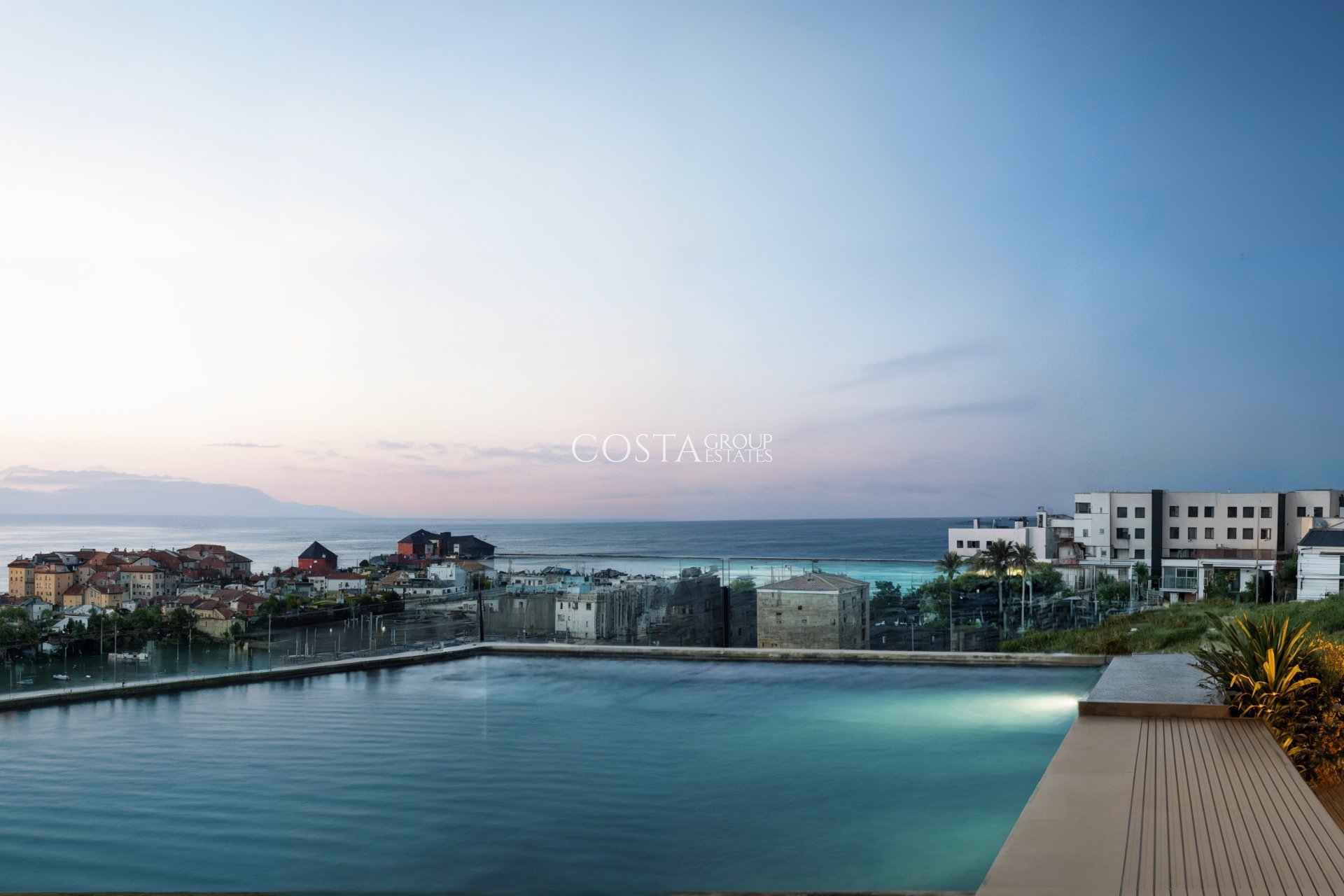 Nowy budynek - Apartments -
Estepona