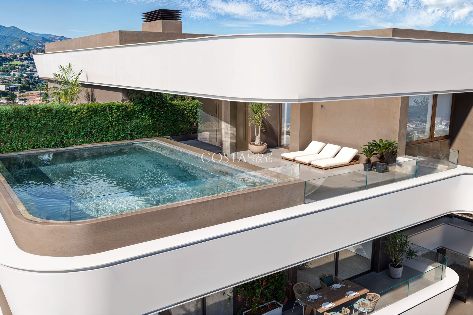 Nowy budynek - Apartments -
Estepona