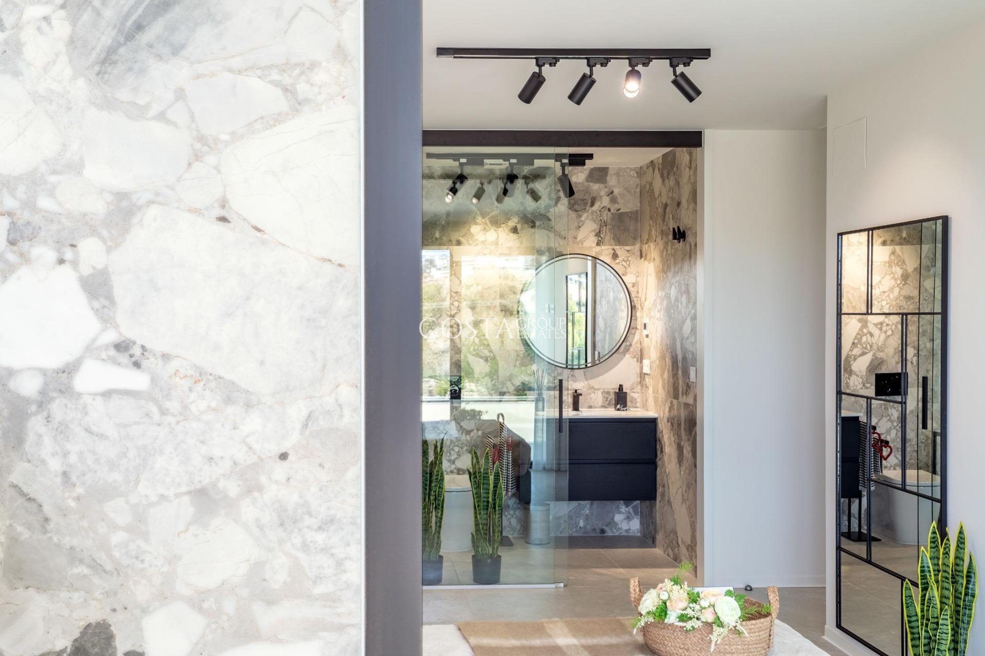 Nowy budynek - Apartments -
Finestrat