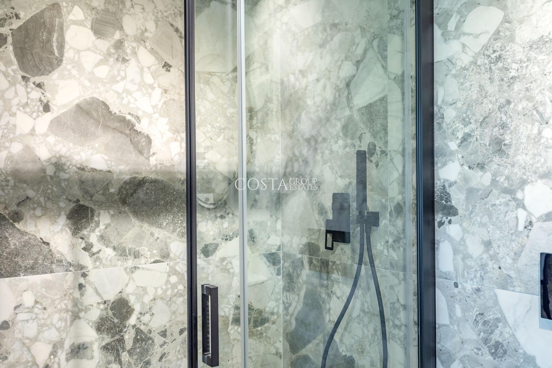 Nowy budynek - Apartments -
Finestrat