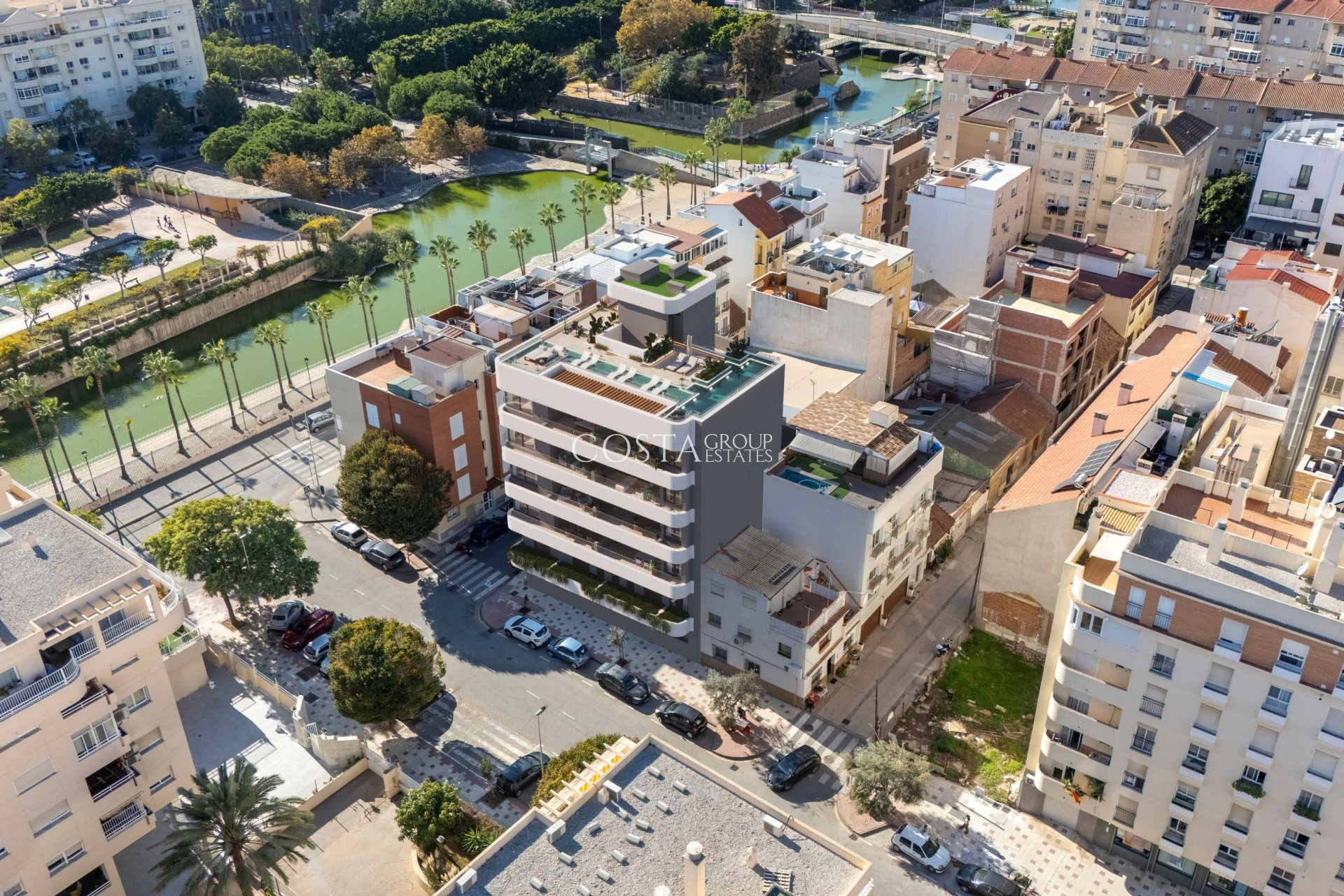 Nowy budynek - Apartments -
Málaga
