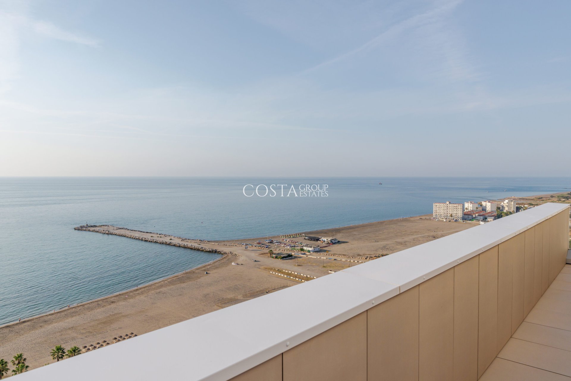 Nowy budynek - Apartments -
Málaga
