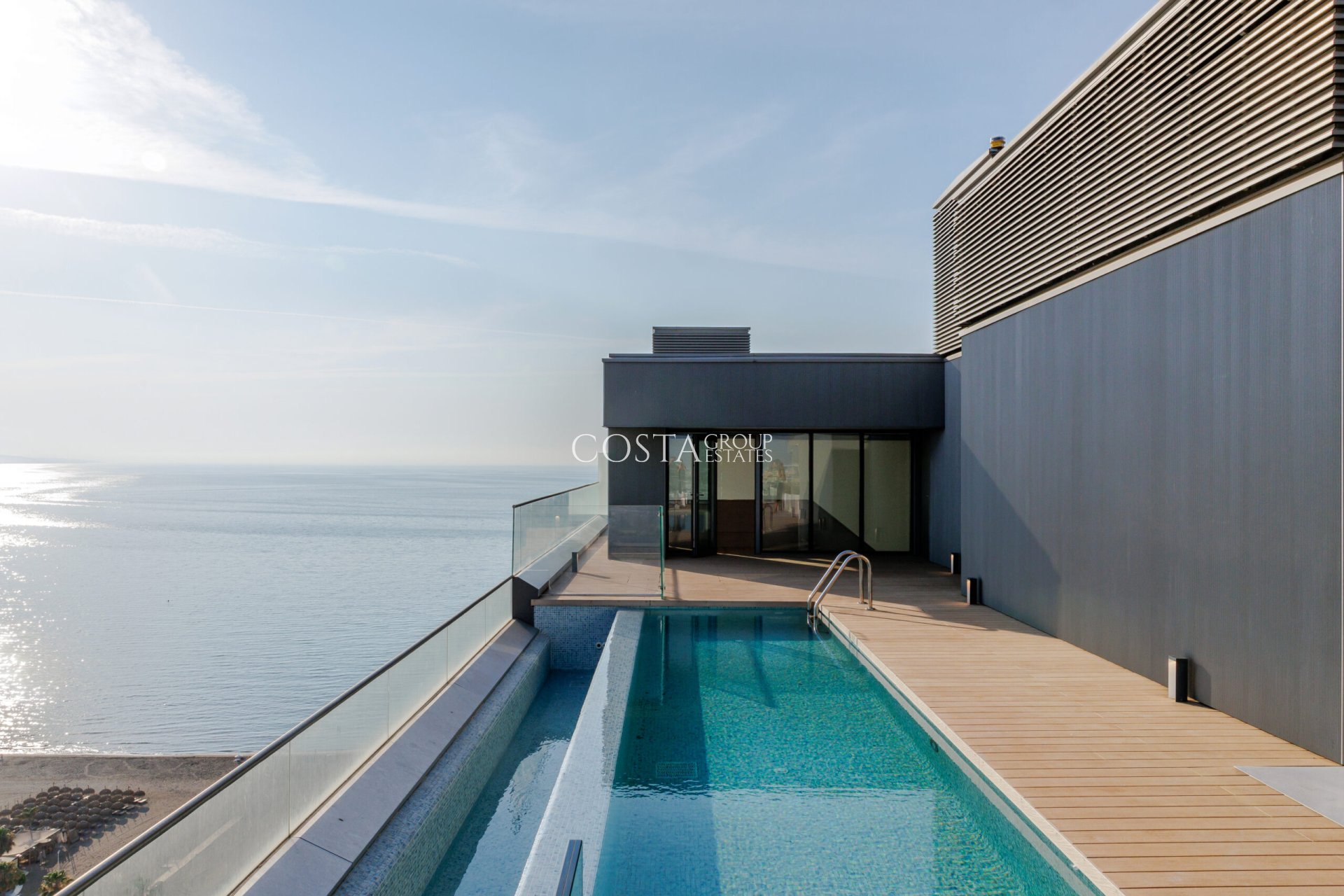 Nowy budynek - Apartments -
Málaga