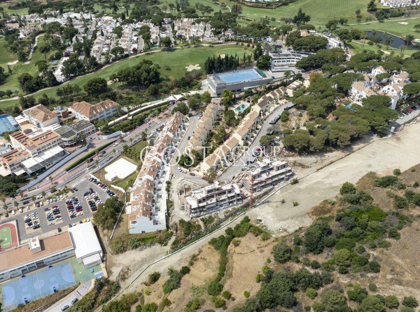 Nowy budynek - Apartments -
Marbella