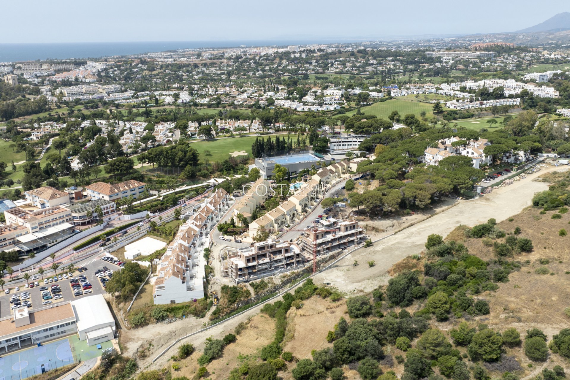 Nowy budynek - Apartments -
Marbella