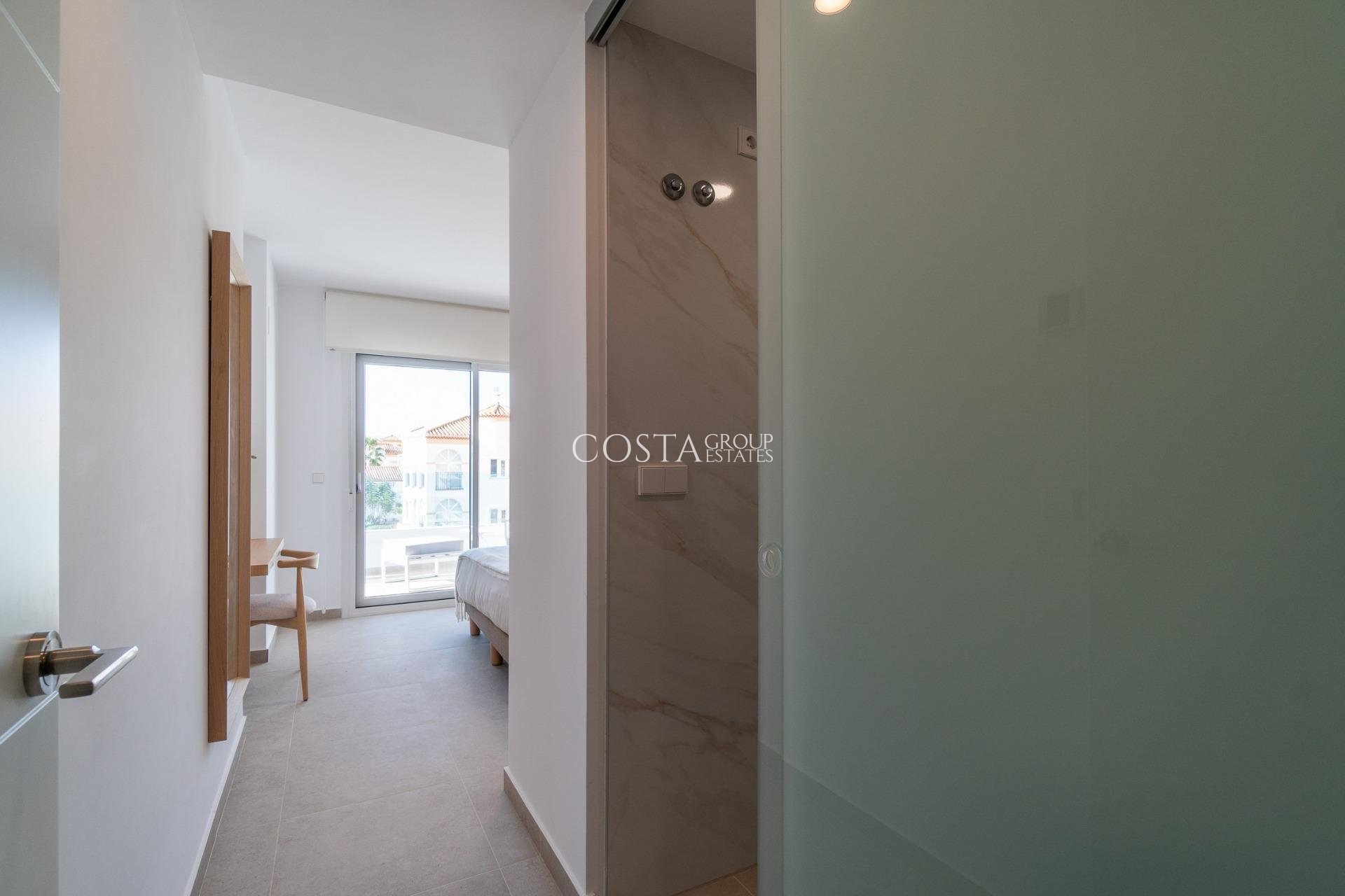 Nowy budynek - Apartments -
Orihuela Costa - Playa Flamenca