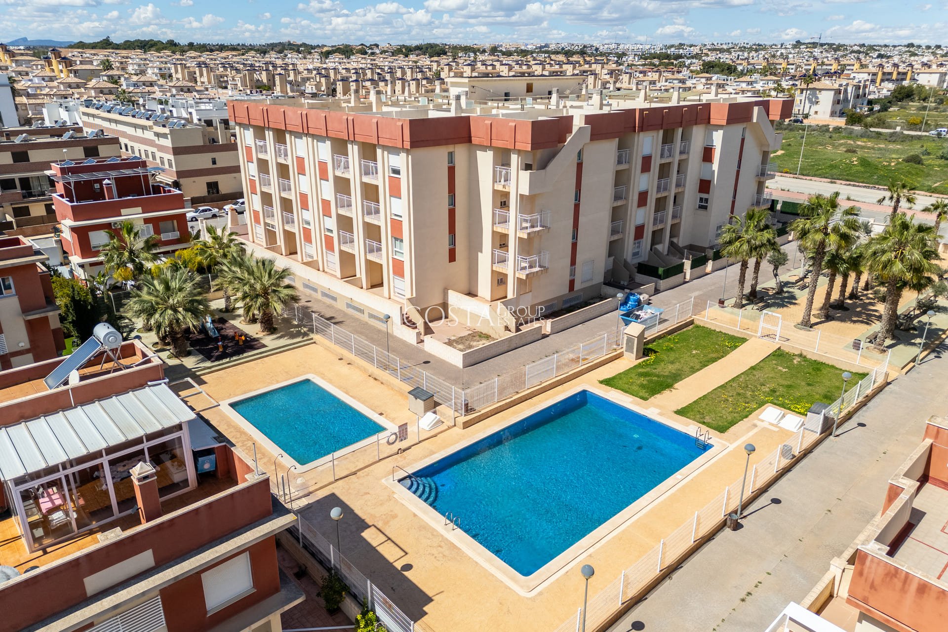 Nowy budynek - Apartments -
Orihuela Costa
