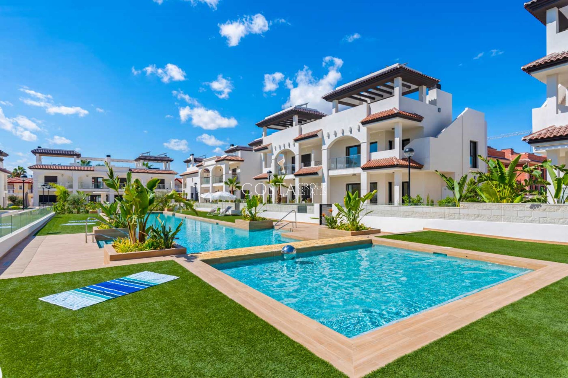 Nowy budynek - Apartments -
Rojales