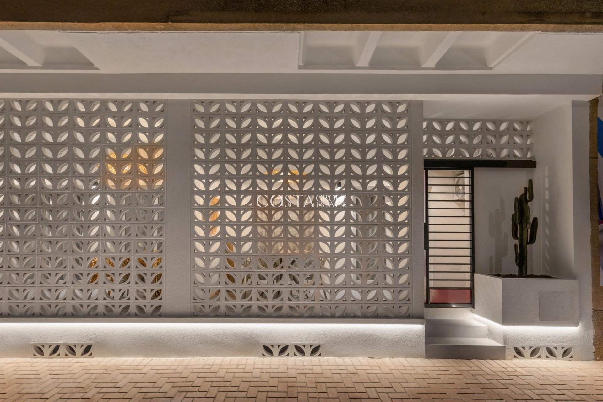 Nowy budynek - Apartments -
Torrevieja - Playa Los Naufragos