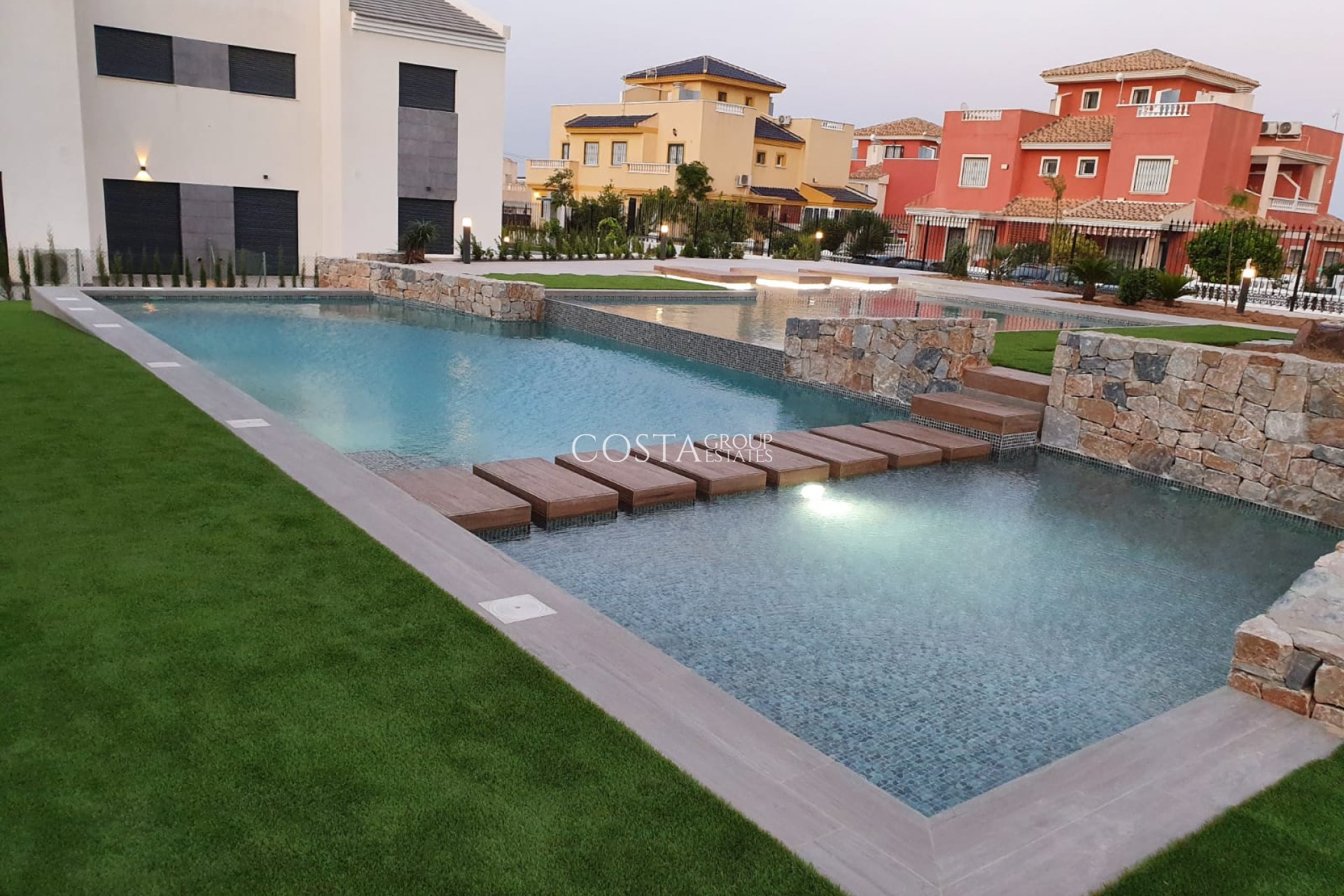 Nowy budynek - Apartments -
Torrevieja