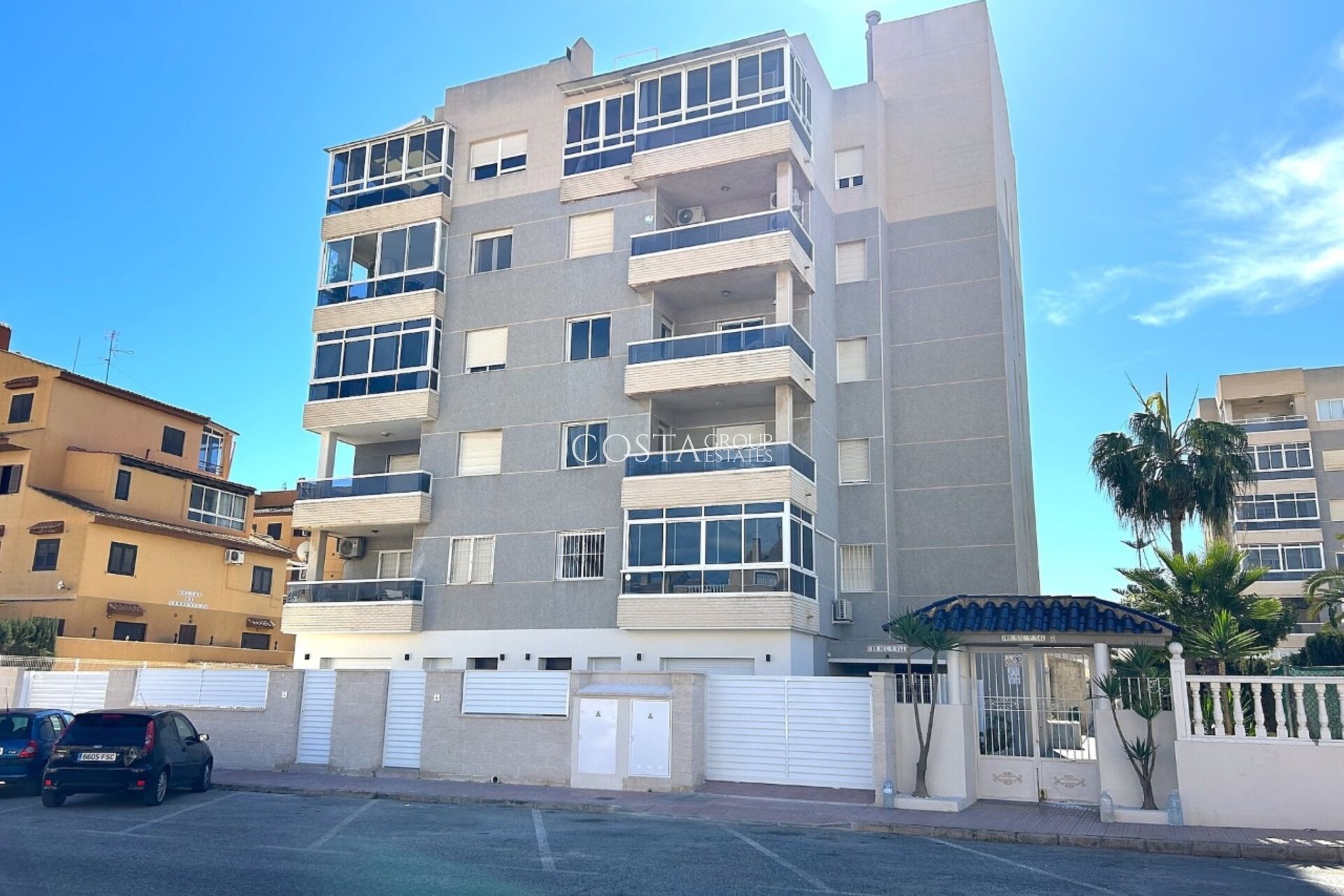 Nowy budynek - Apartments -
Torrevieja