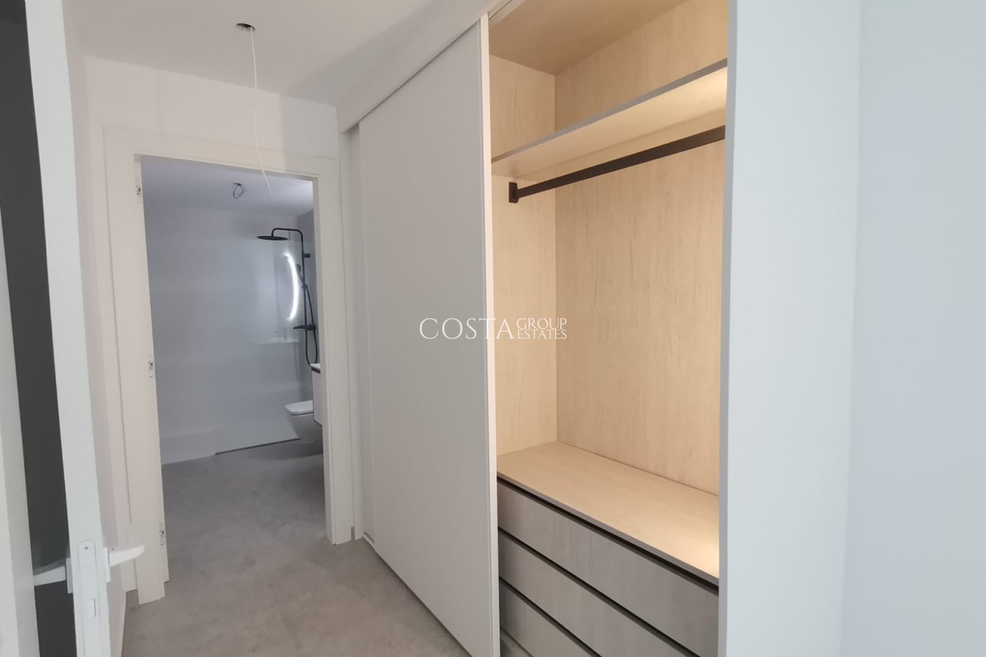 Nowy budynek - Apartments -
Torrevieja