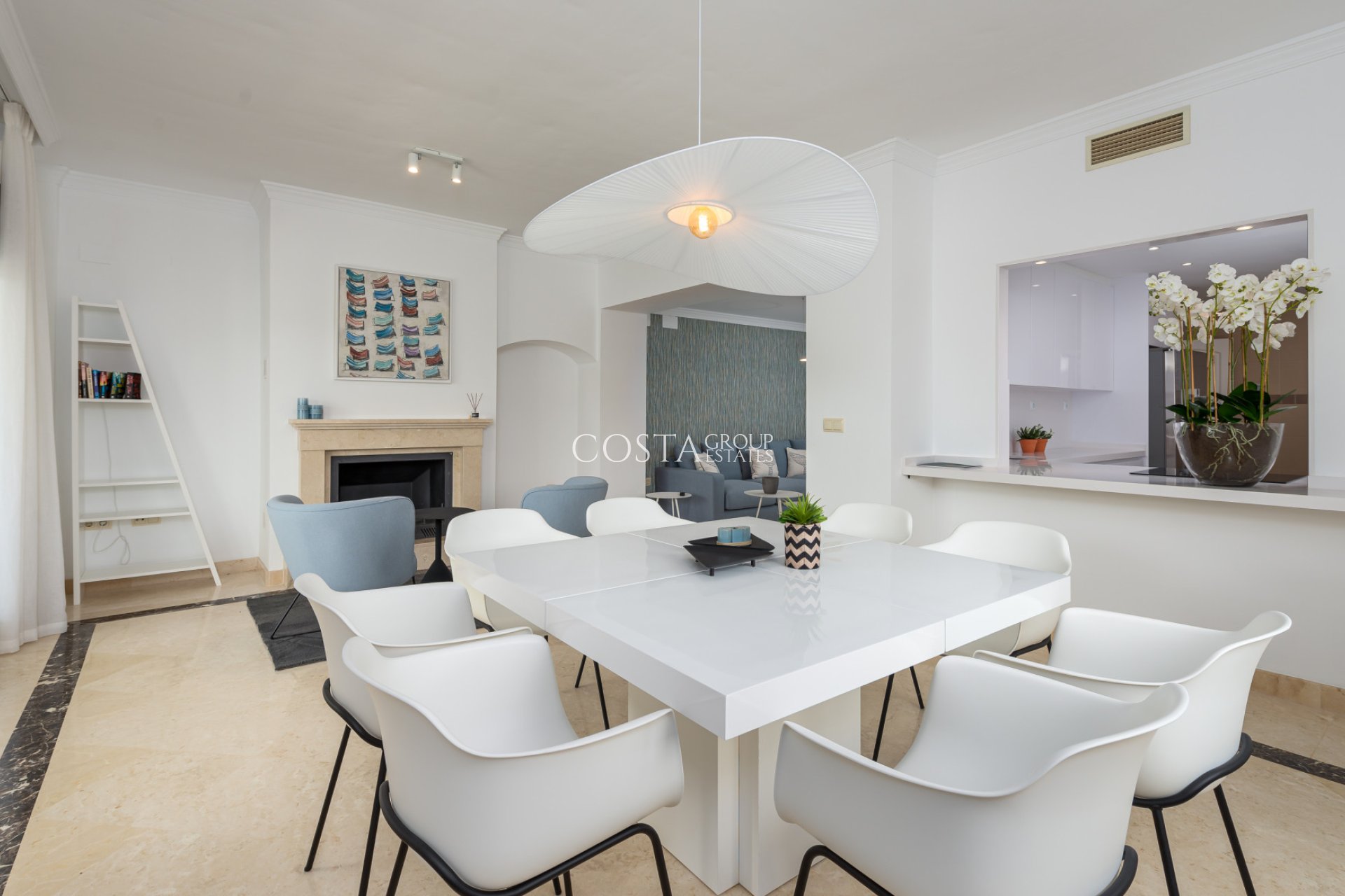 Nowy budynek - detached -
La Gaspara