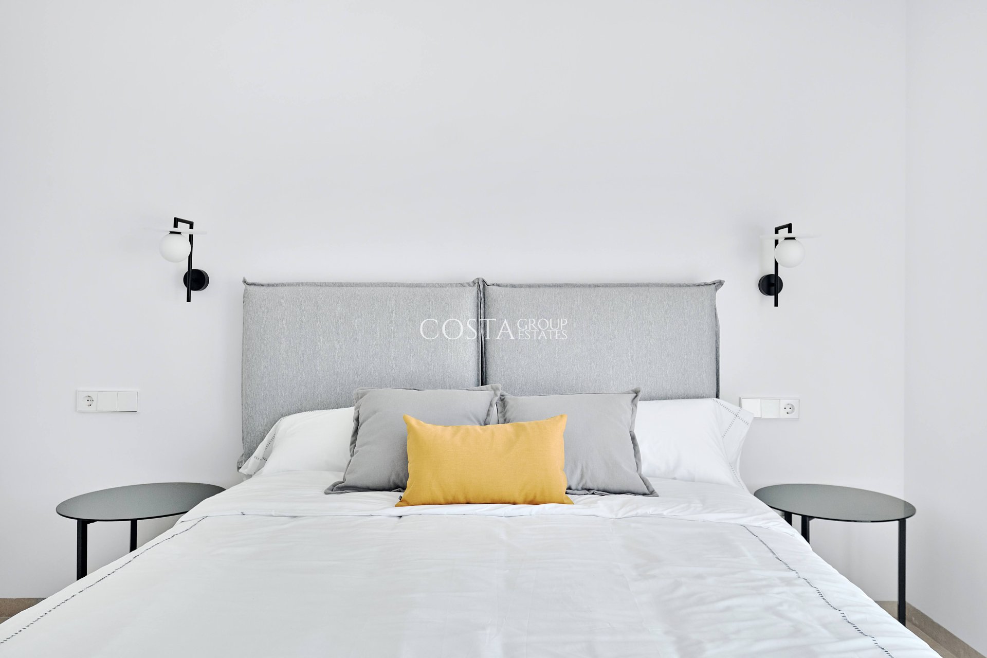 Nowy budynek - detached -
Los Montesinos