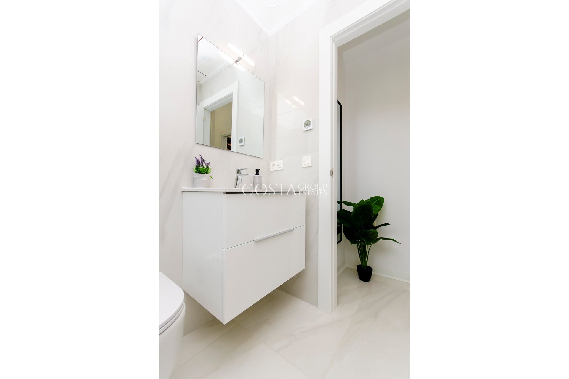 Nowy budynek - detached -
Orihuela