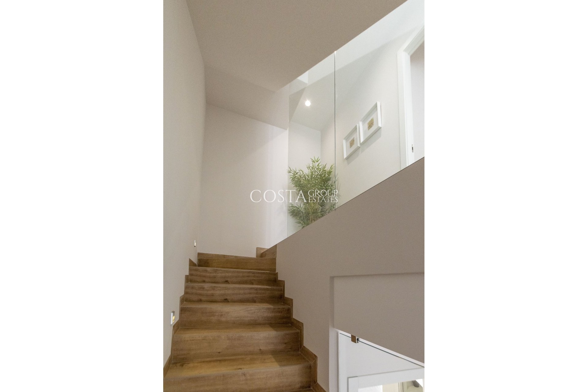 Nowy budynek - detached -
Pilar de la Horadada