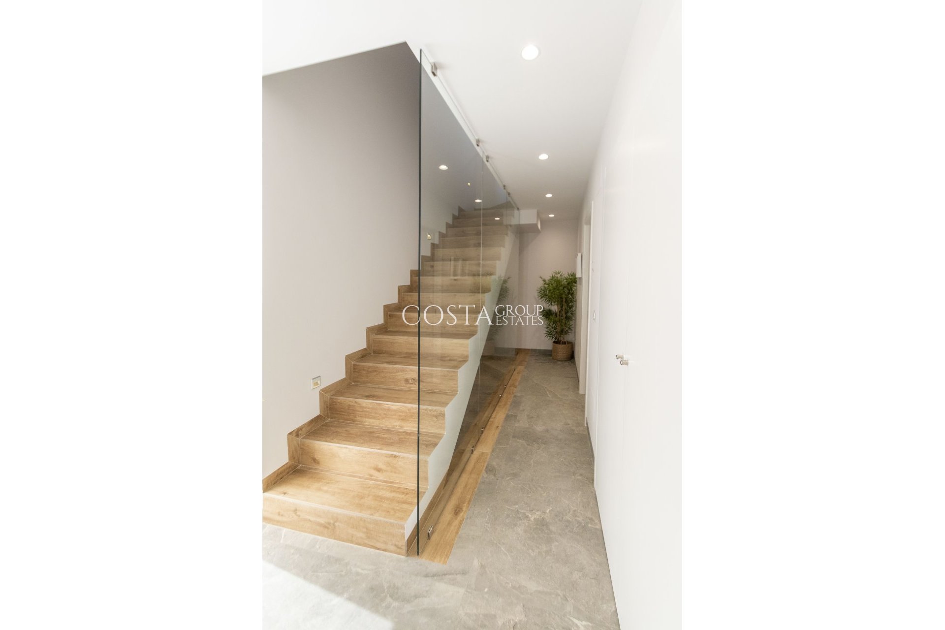 Nowy budynek - detached -
Pilar de la Horadada