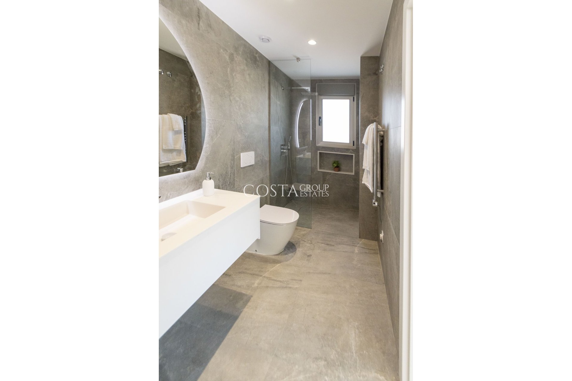 Nowy budynek - detached -
Pilar de la Horadada