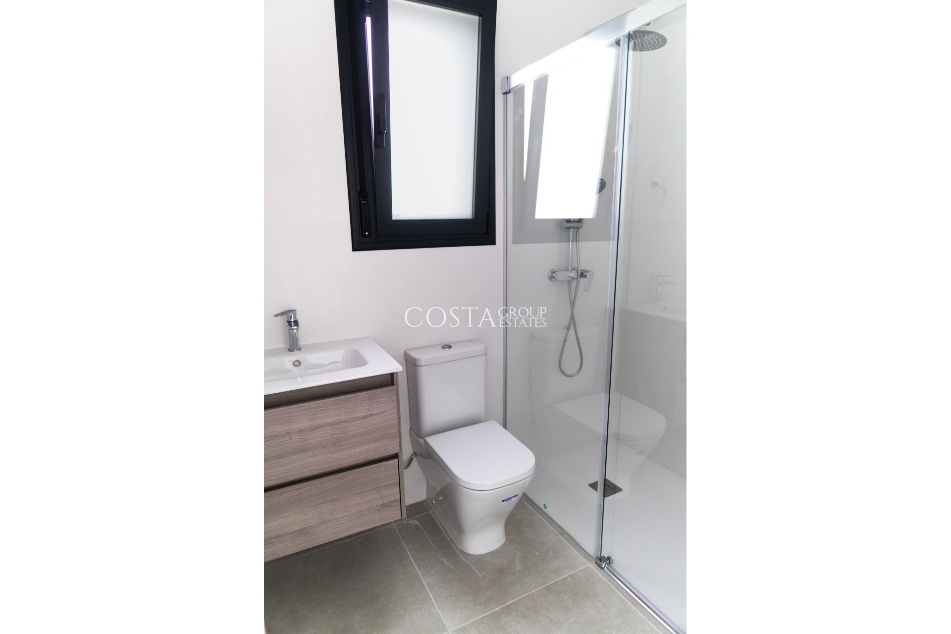 Nowy budynek - detached -
Polop