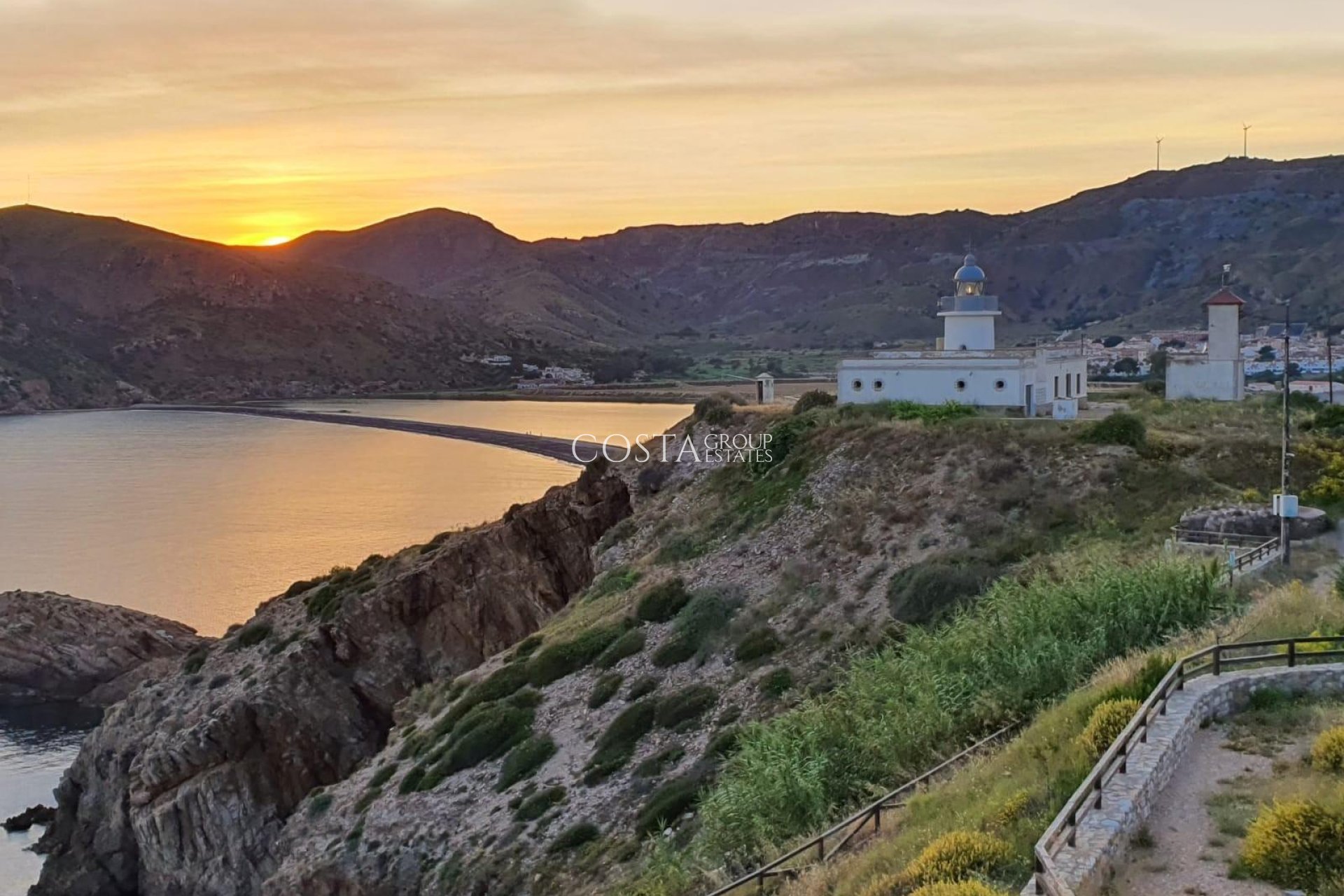 Nowy budynek - Dom -
La Union - centro