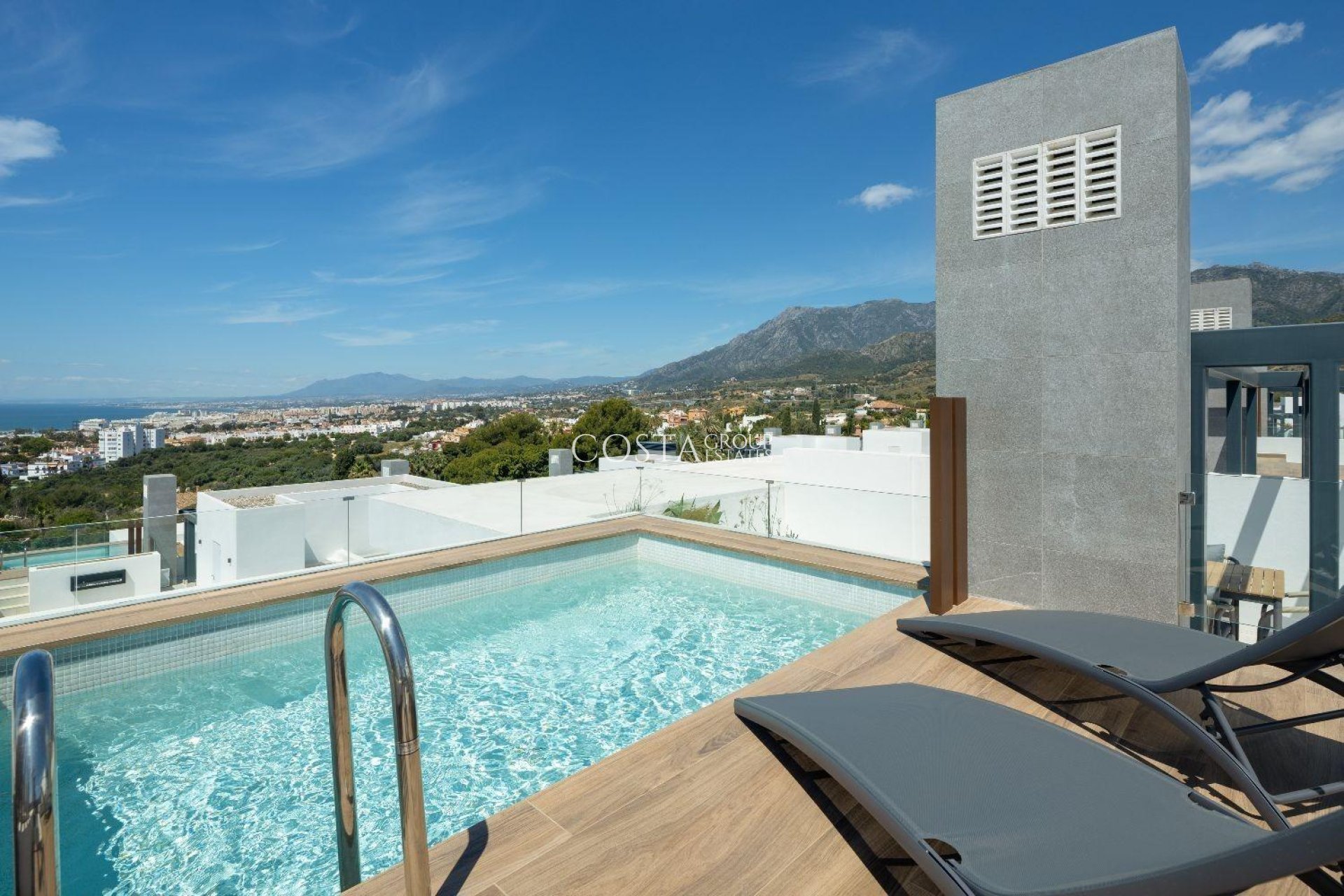 Nowy budynek - Dom -
Marbella - Rio Real Golf