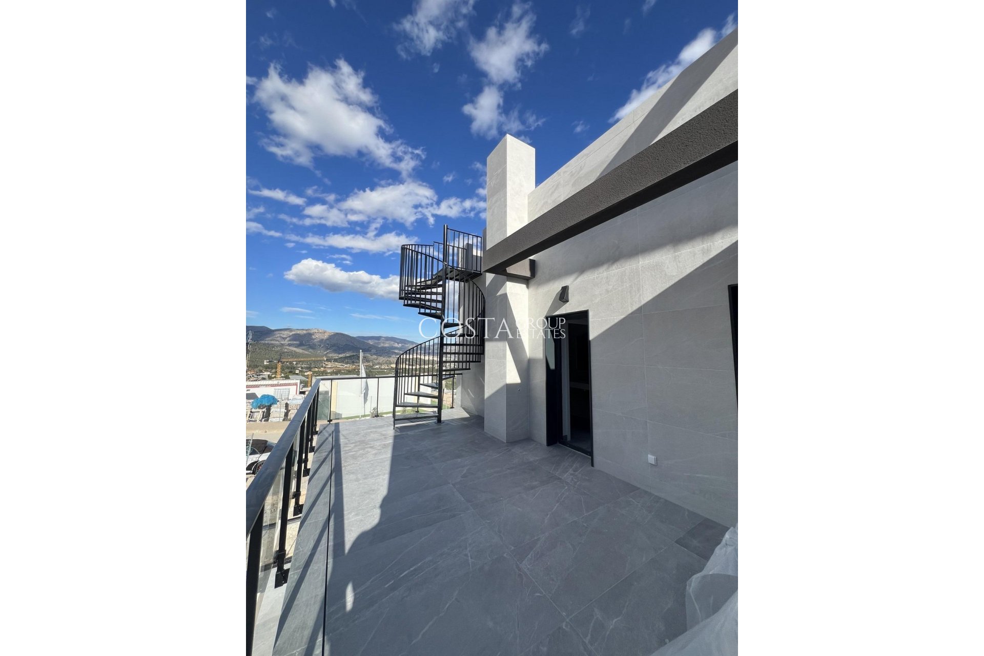 Nowy budynek - Dom -
Polop - PAU1