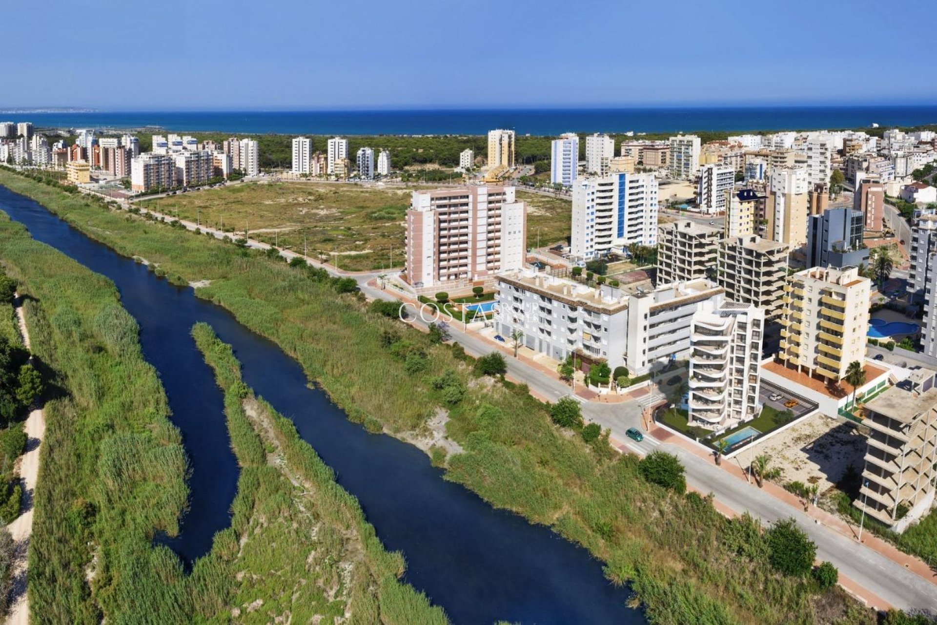 Nowy budynek - Ground floor apartment -
Guardamar del Segura - Avenida del Puerto