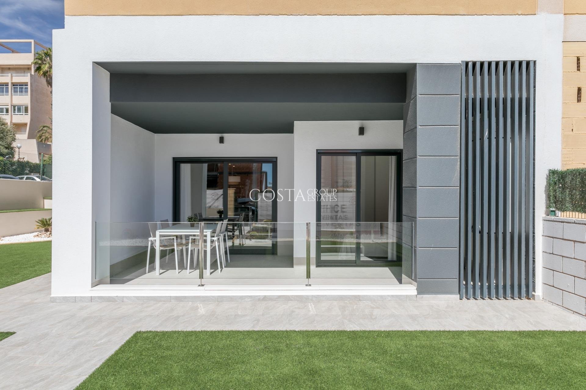 Nowy budynek - Ground floor apartment -
Torrevieja - Torreblanca
