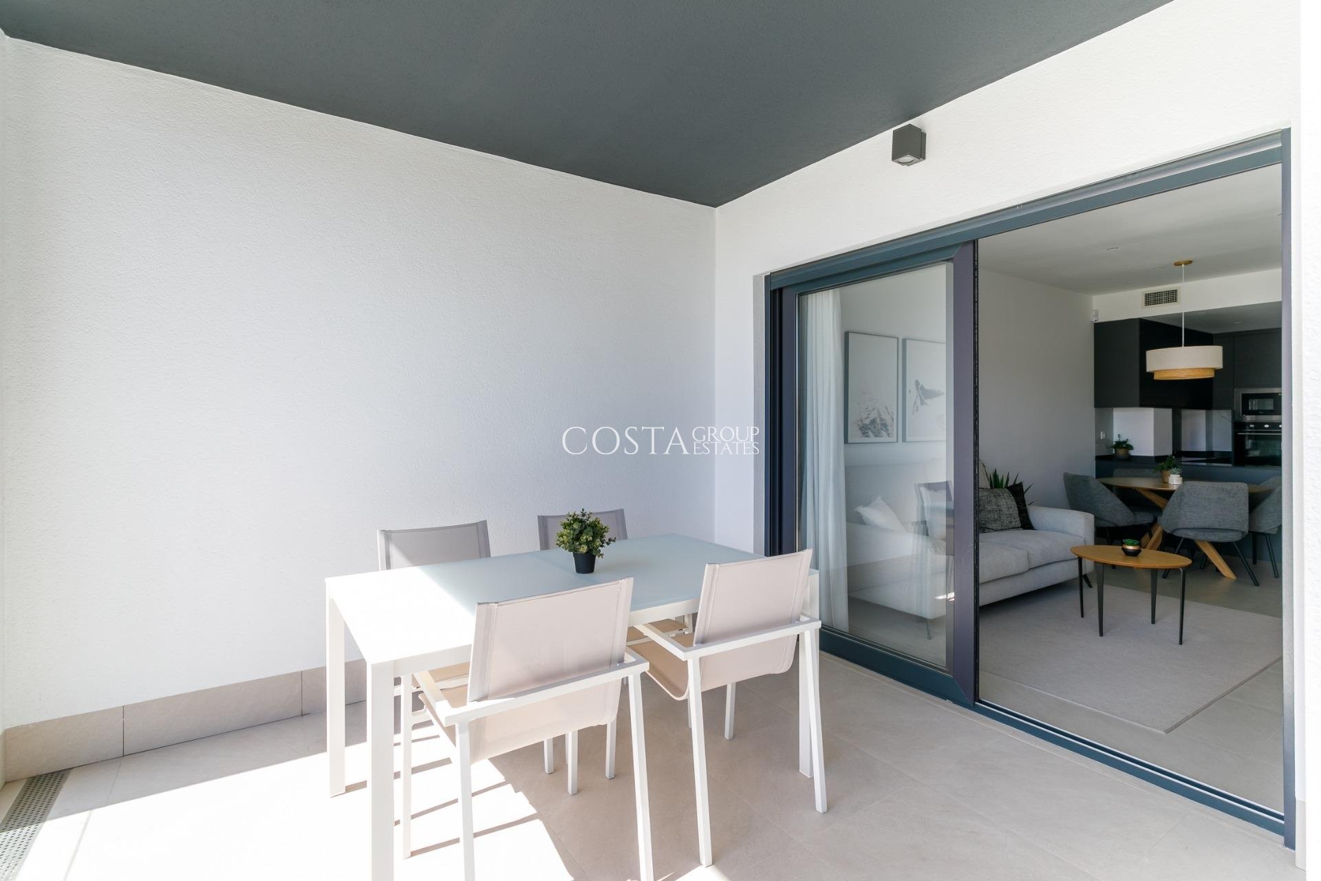 Nowy budynek - Ground floor apartment -
Torrevieja - Torreblanca