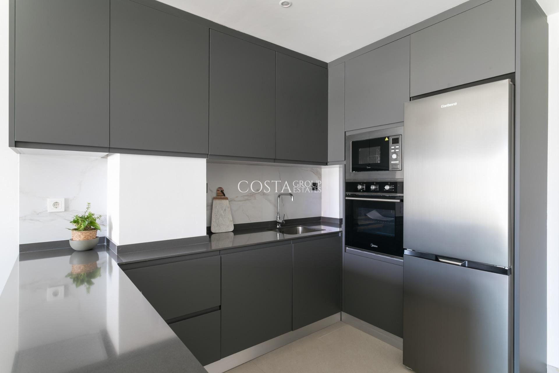 Nowy budynek - Ground floor apartment -
Torrevieja - Torreblanca