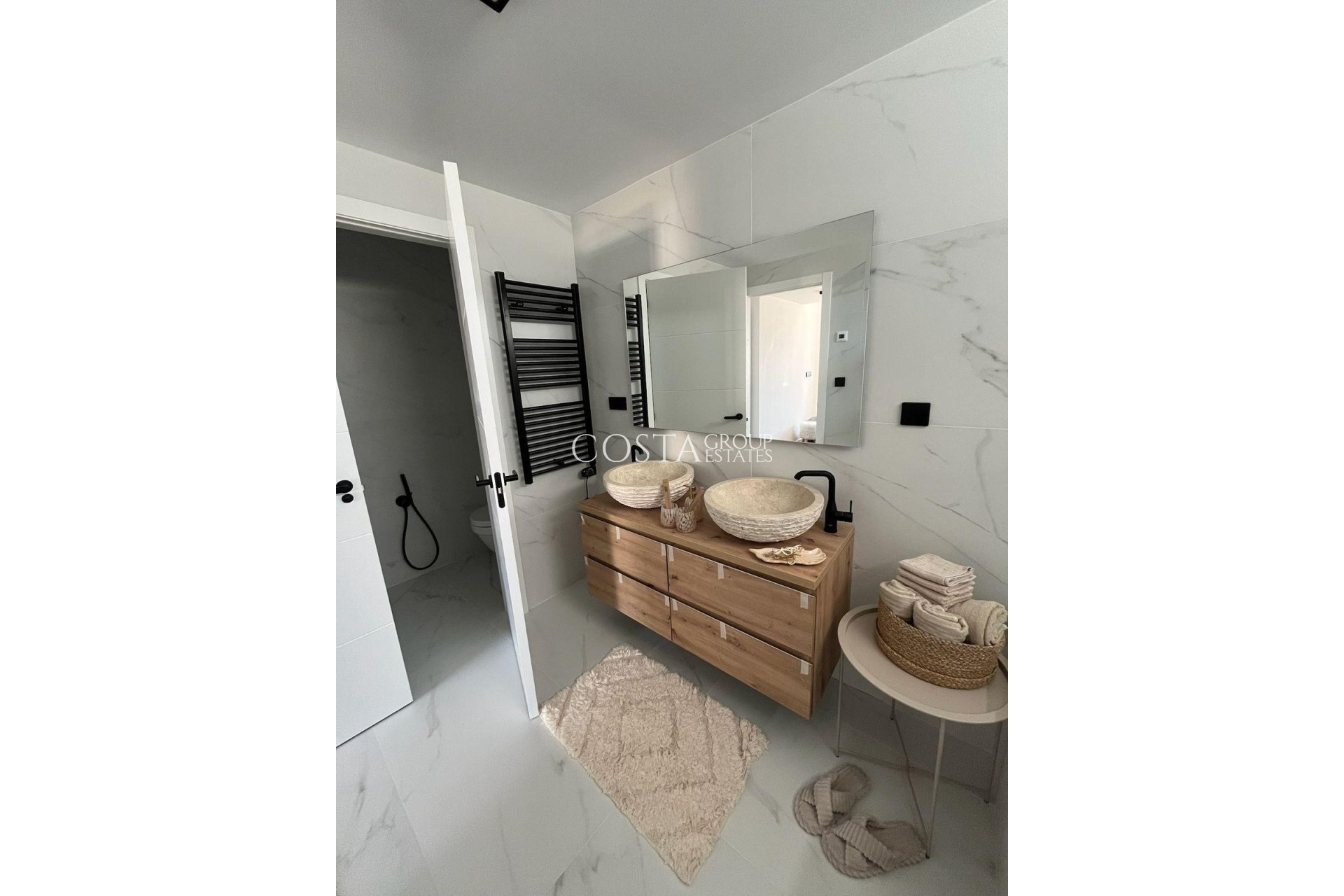 Nowy budynek - Willa -
Altea - Sierra de Altea